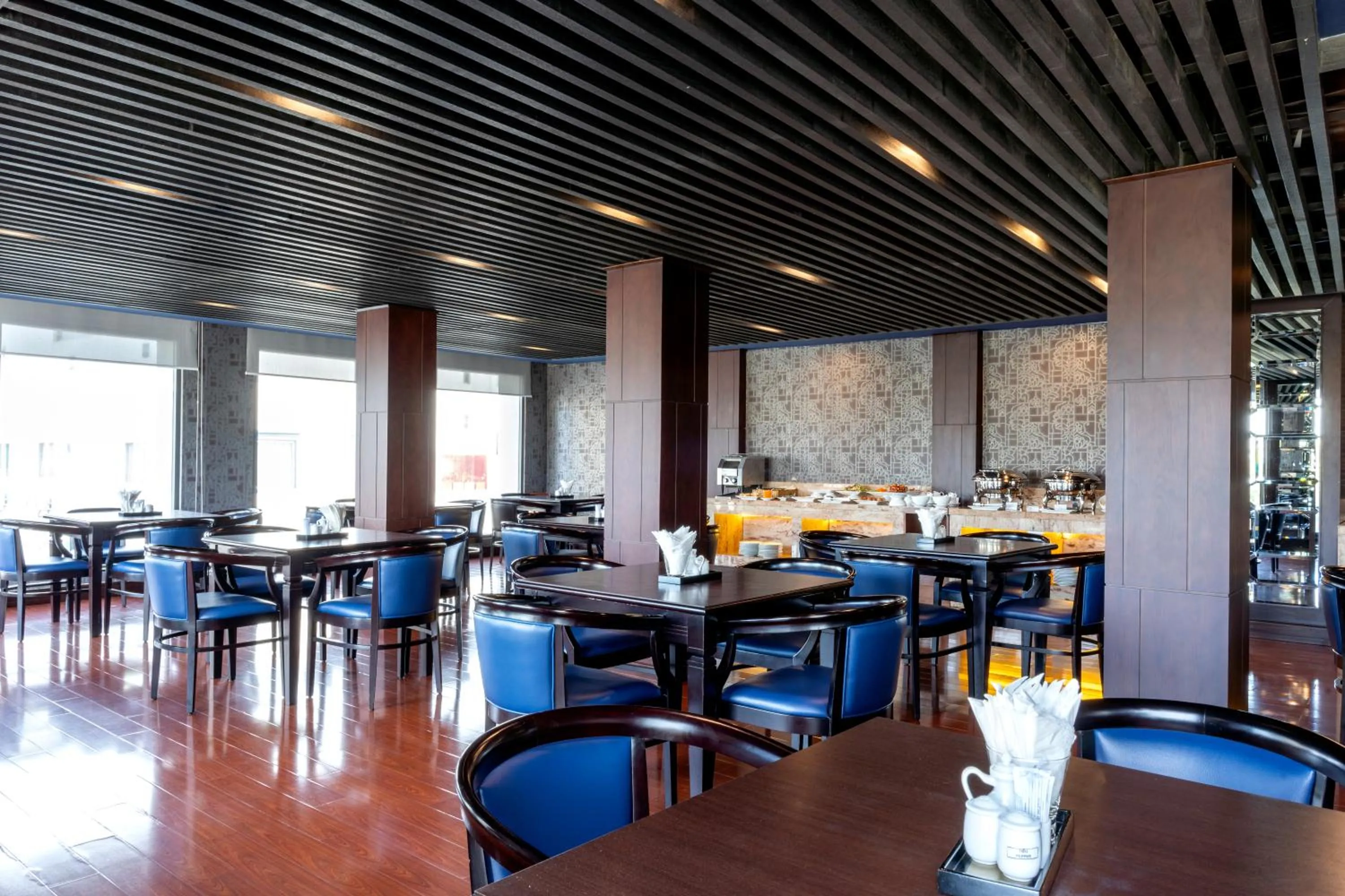 Restaurant/places to eat in Nhat Ha 2 Hotel