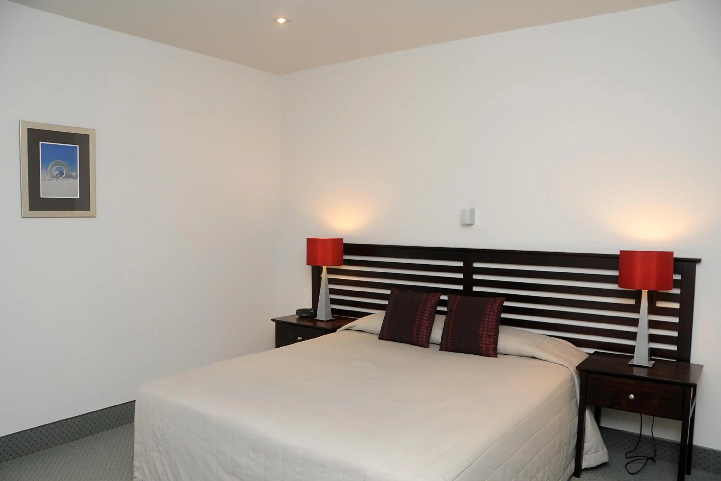 Bed in Emerald Hotel