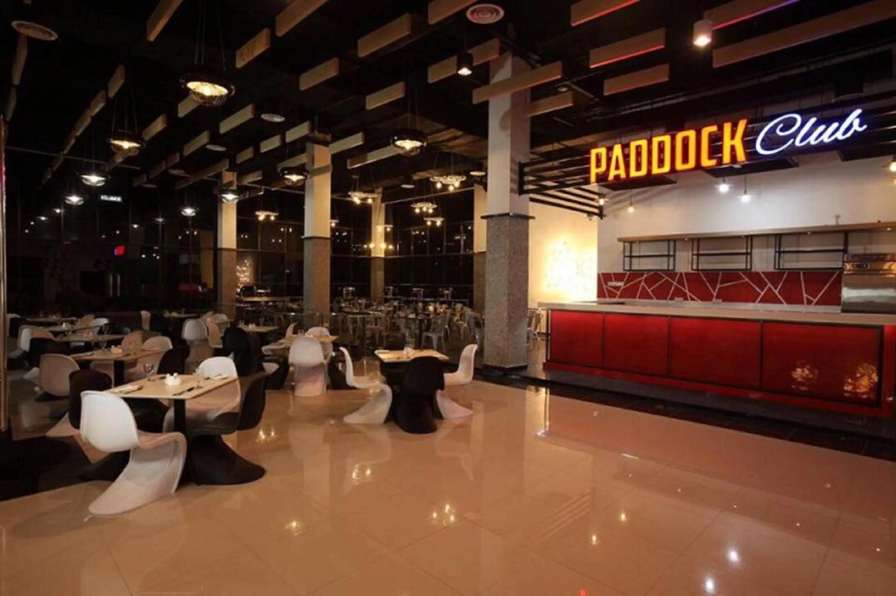 Restaurant/places to eat in Hype Motorsport Hotel Nilai