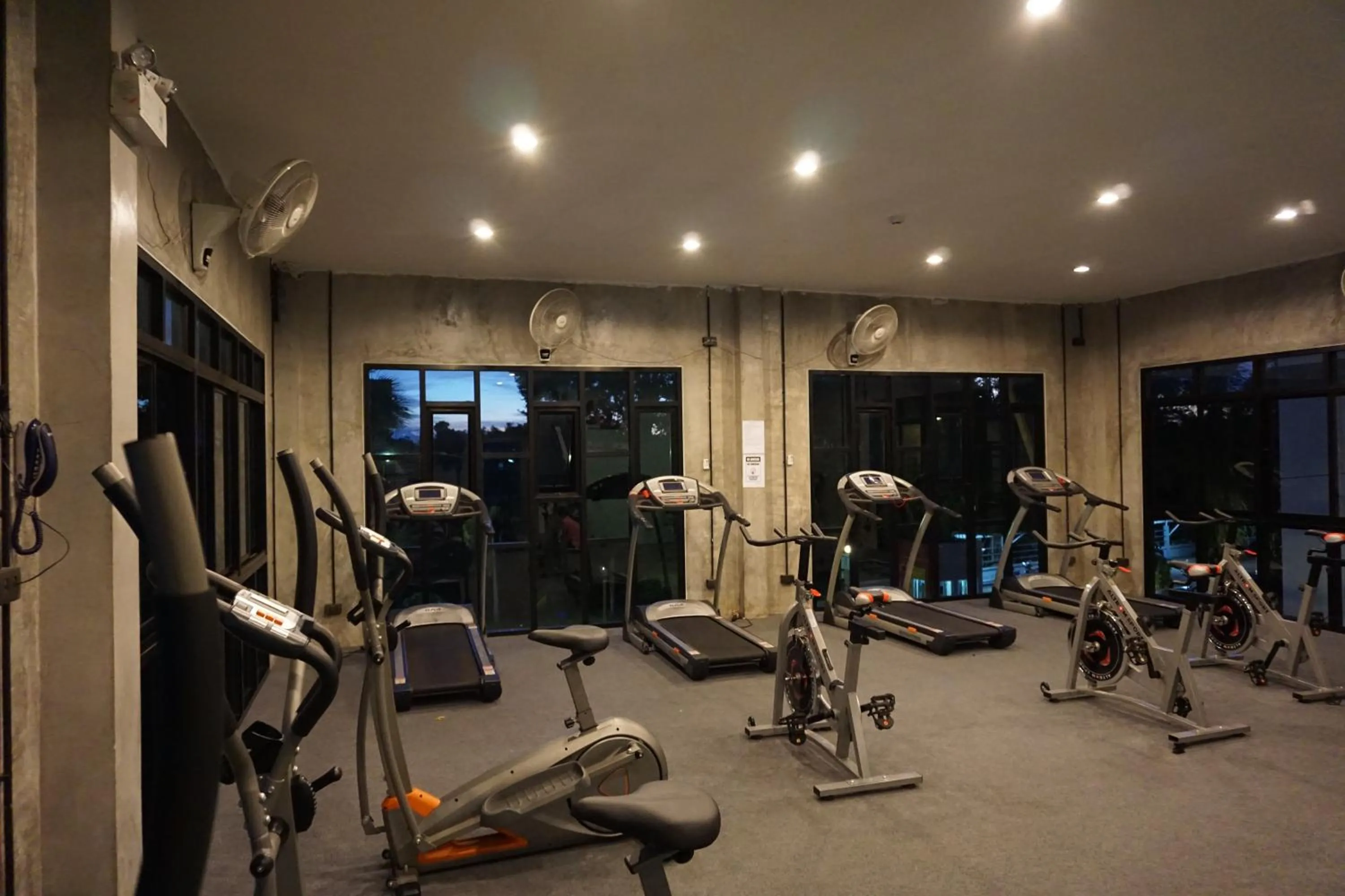 Fitness centre/facilities in The Icon service apartment