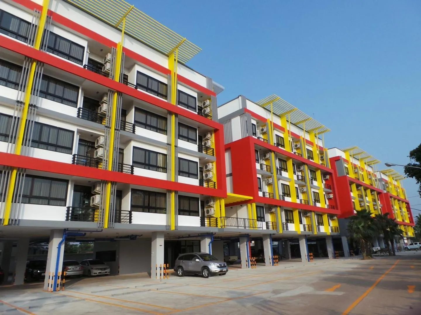 Facade/entrance in The Icon service apartment