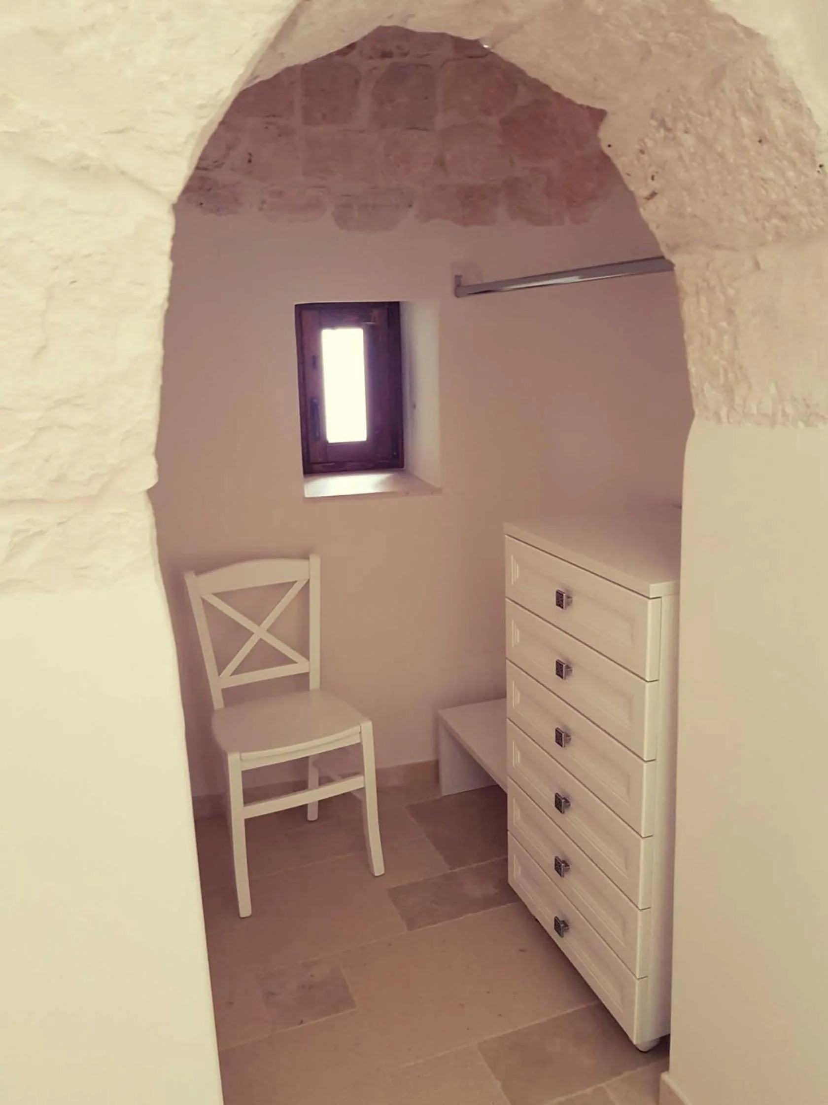 Photo of the whole room in Lunalì