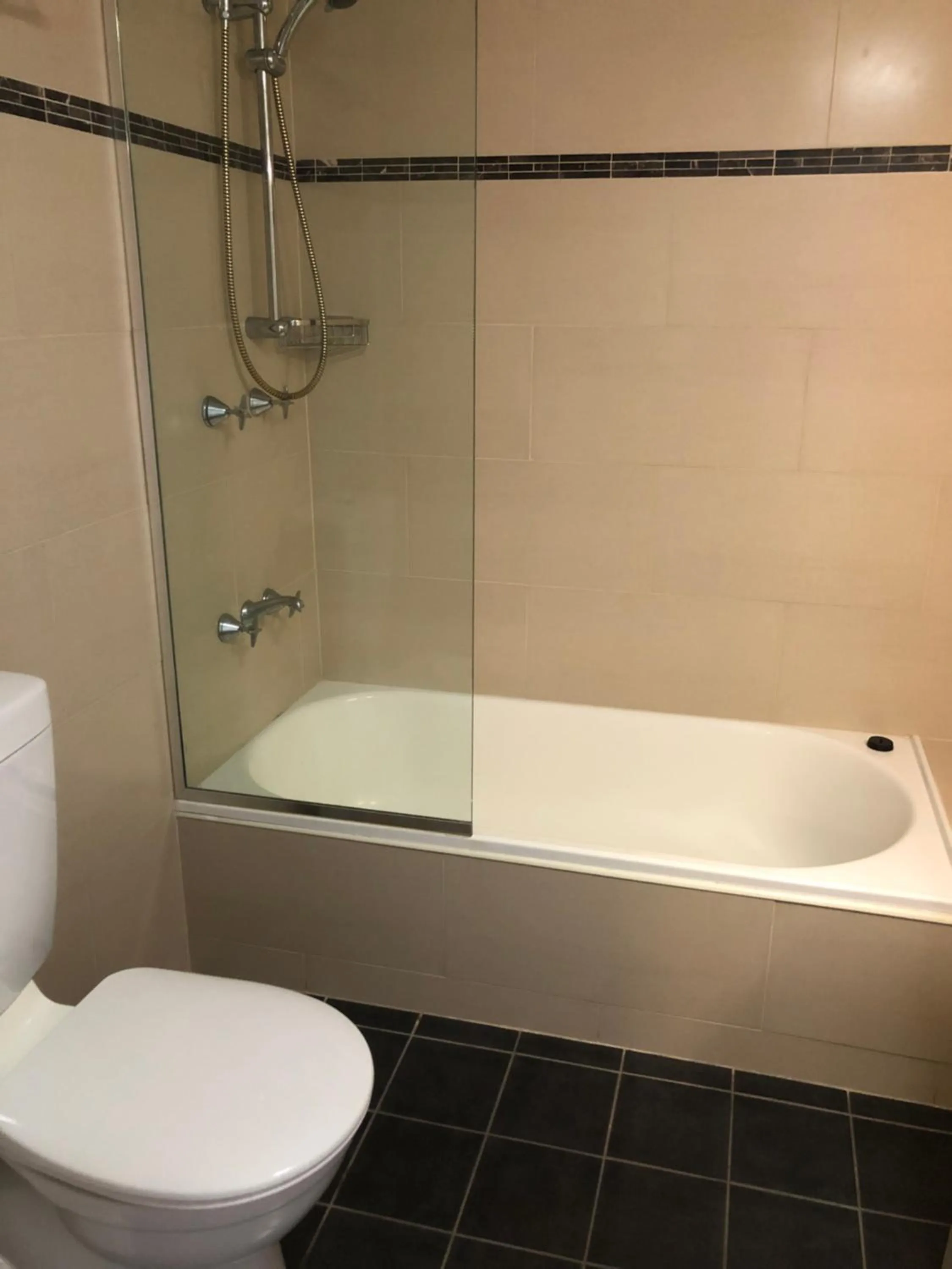 Bathroom in Coral Towers Holiday Suites