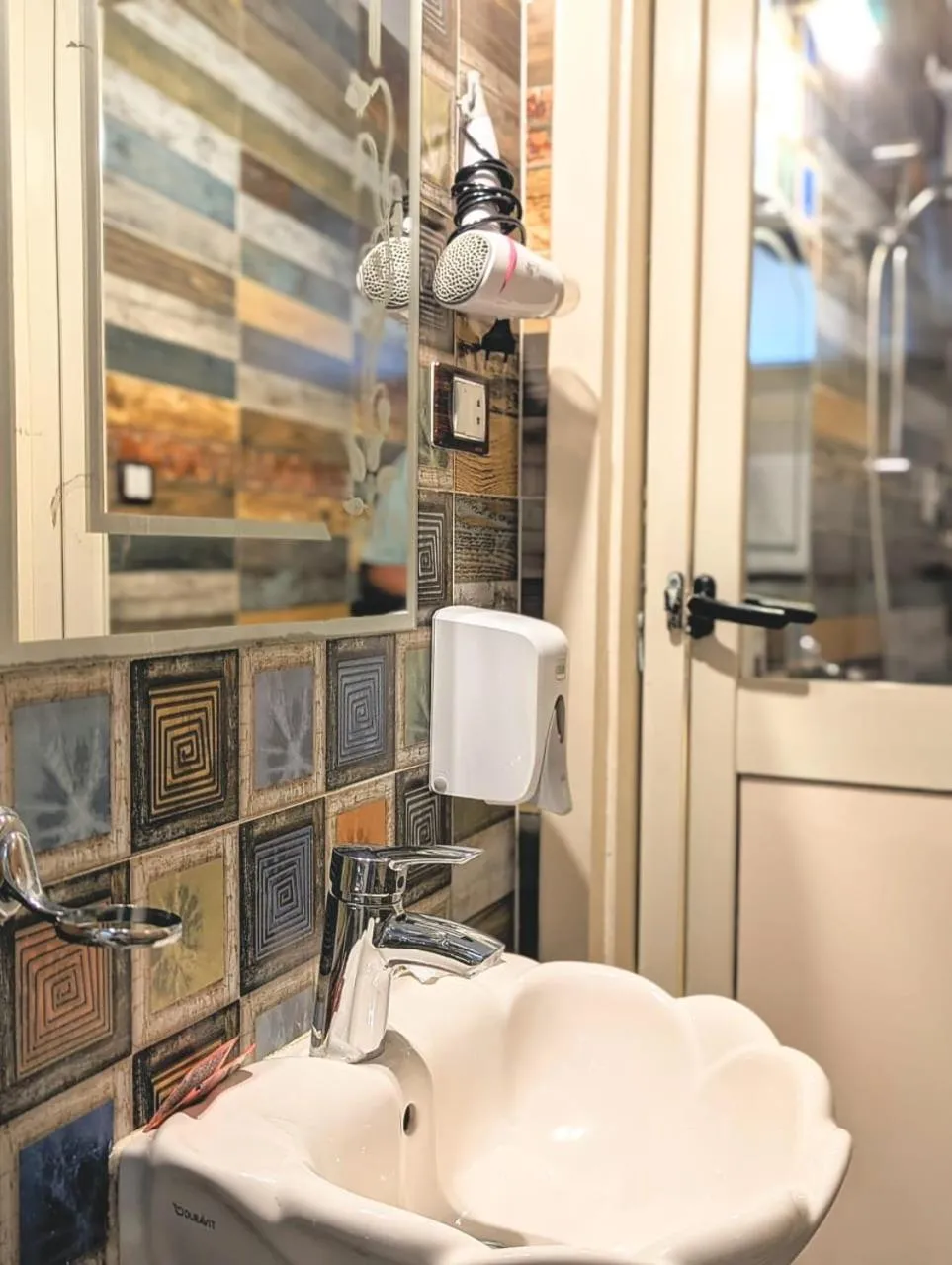 Bathroom in Nour Hostel