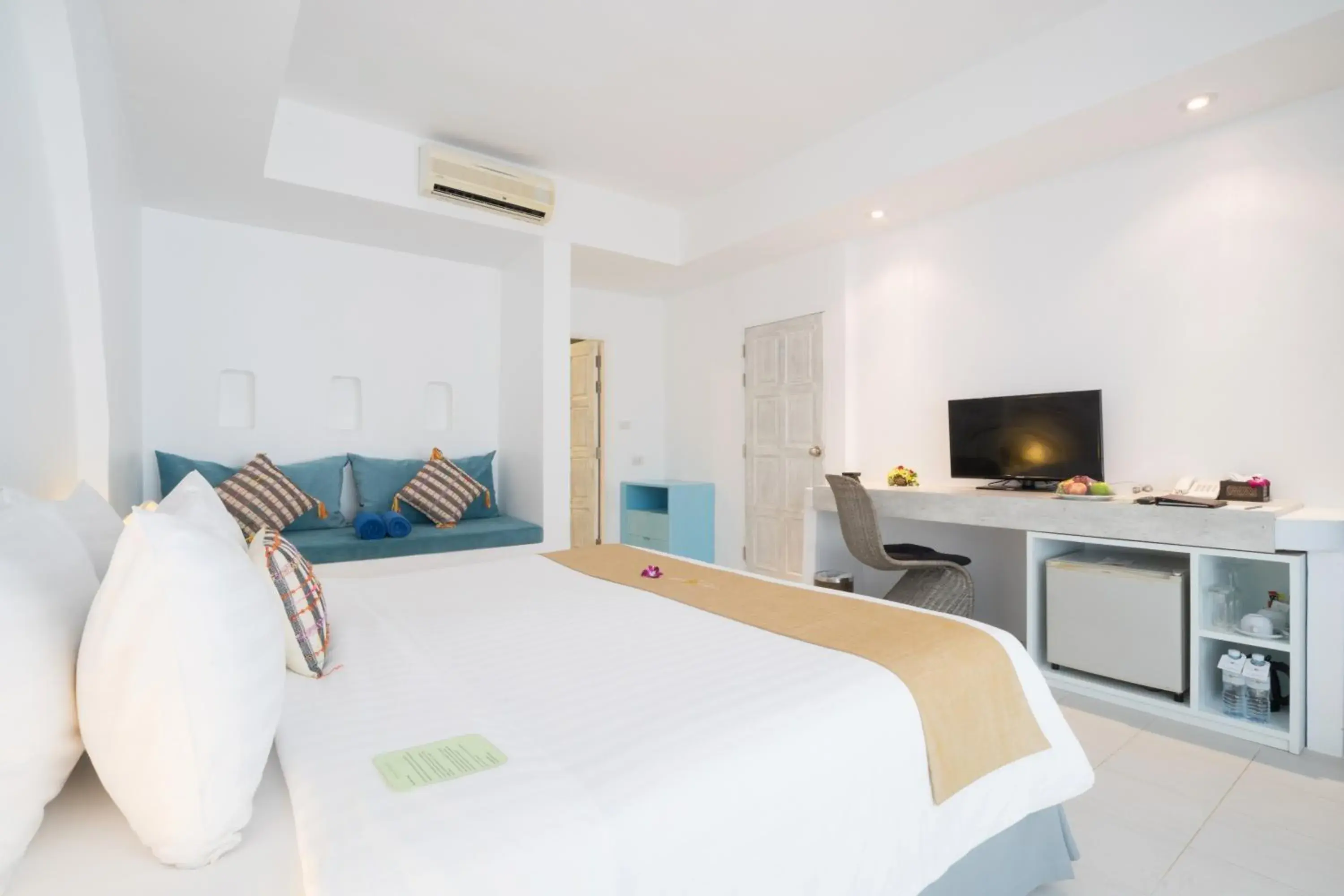 Superior Double Room in Ocean Breeze Resort Khaolak Superior Double Room in Ocean Breeze Resort Khaolak