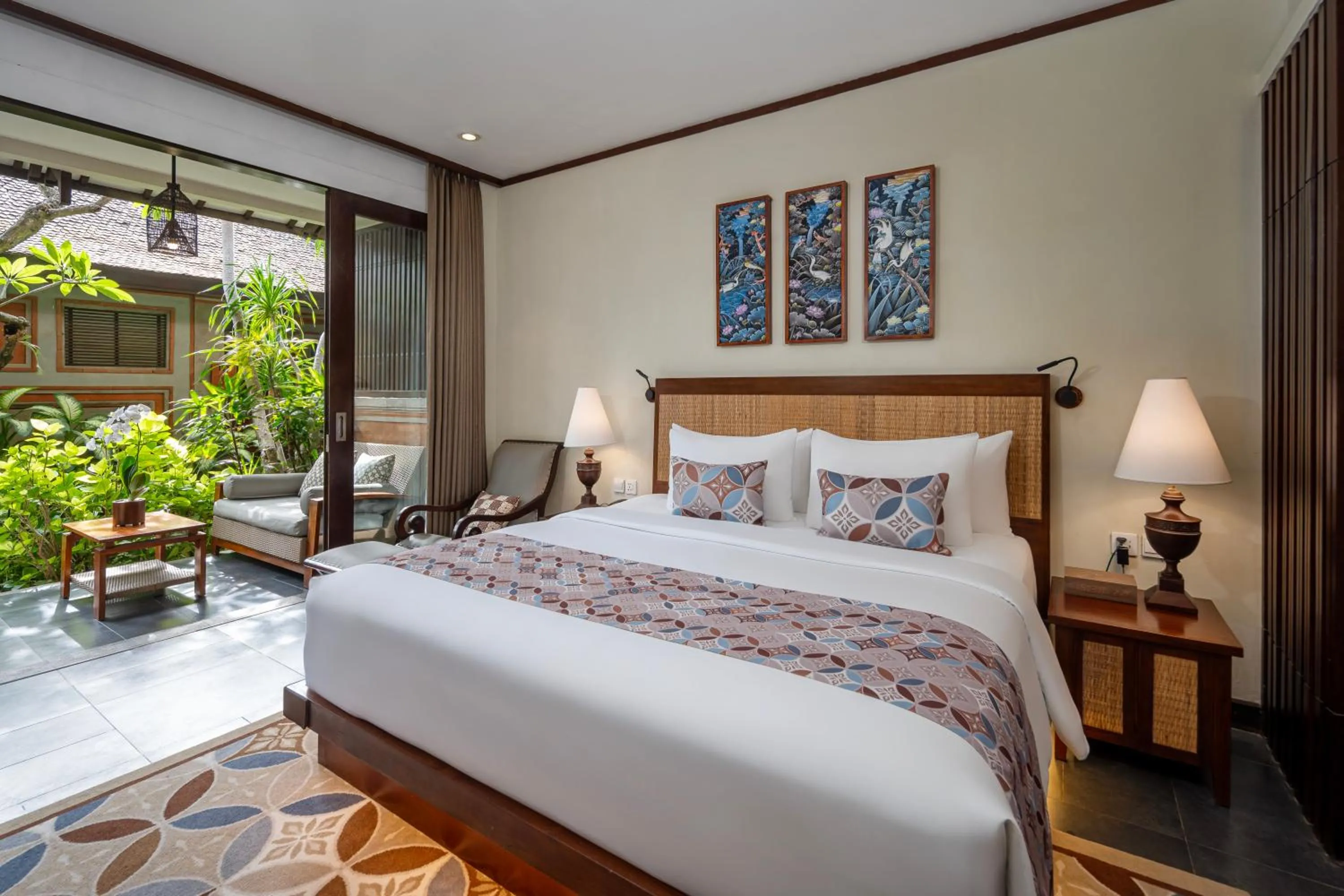 Bed in Kuta Seaview Beach Resort