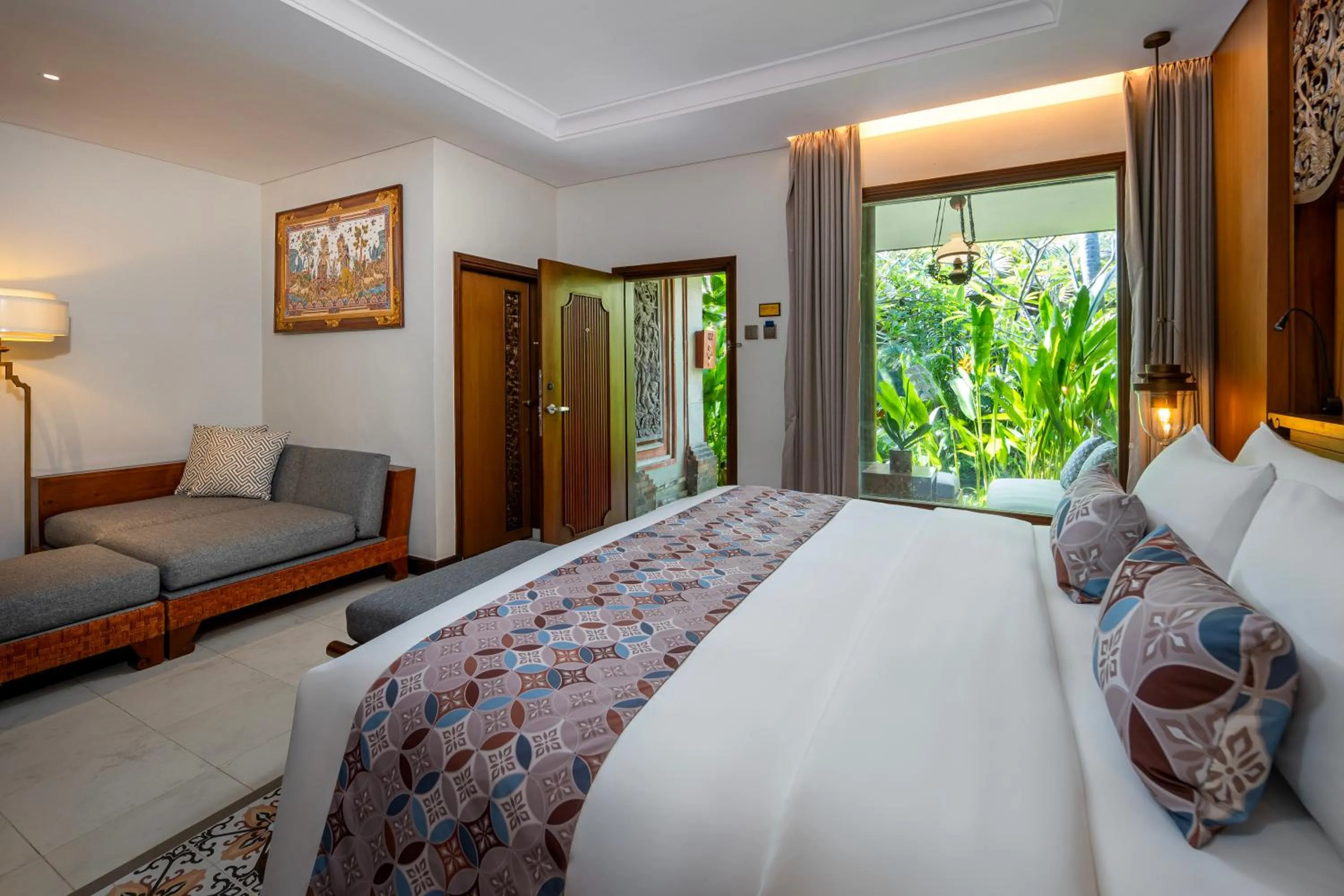 Bed in Kuta Seaview Beach Resort