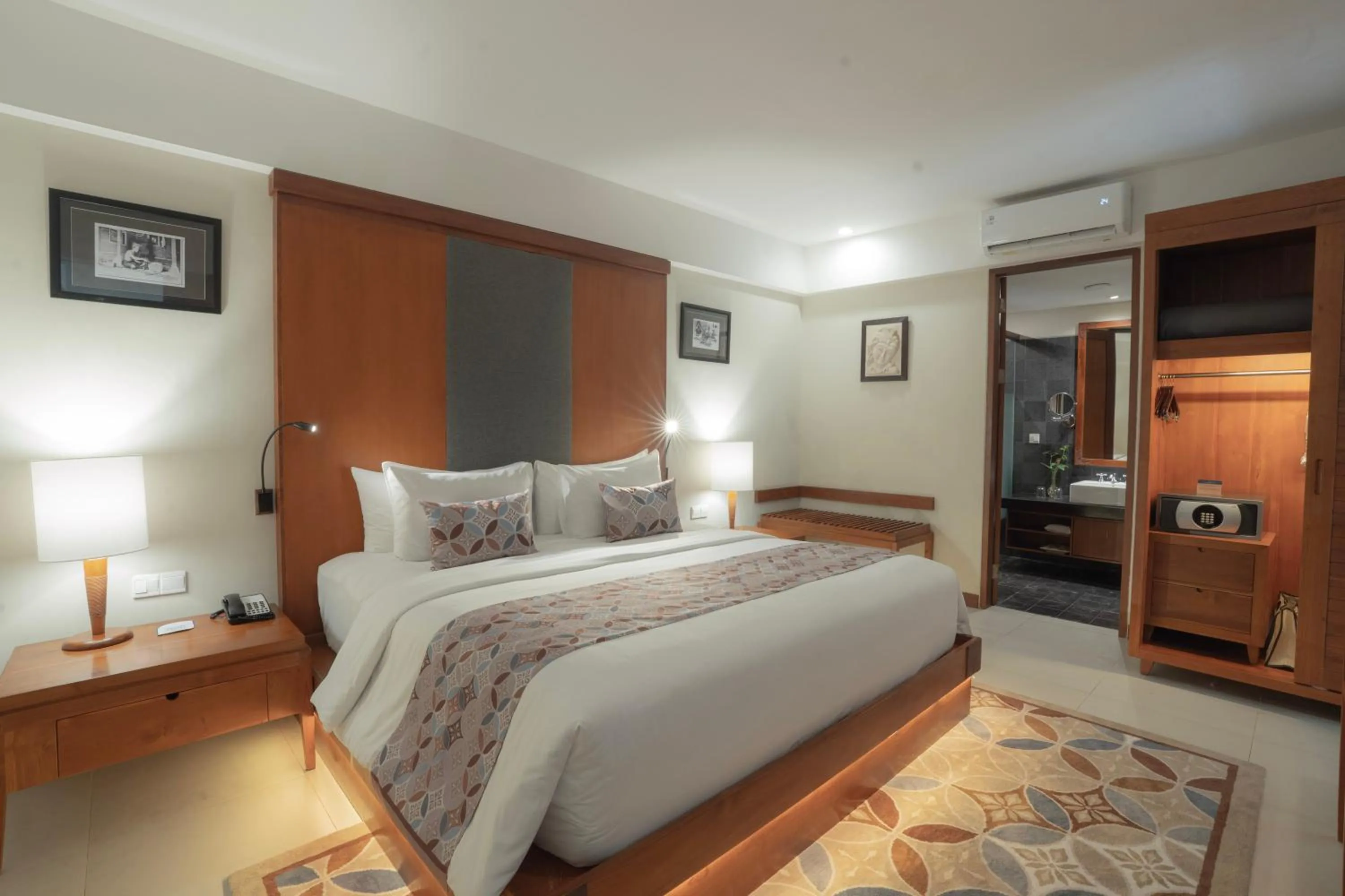 Bed in Kuta Seaview Beach Resort