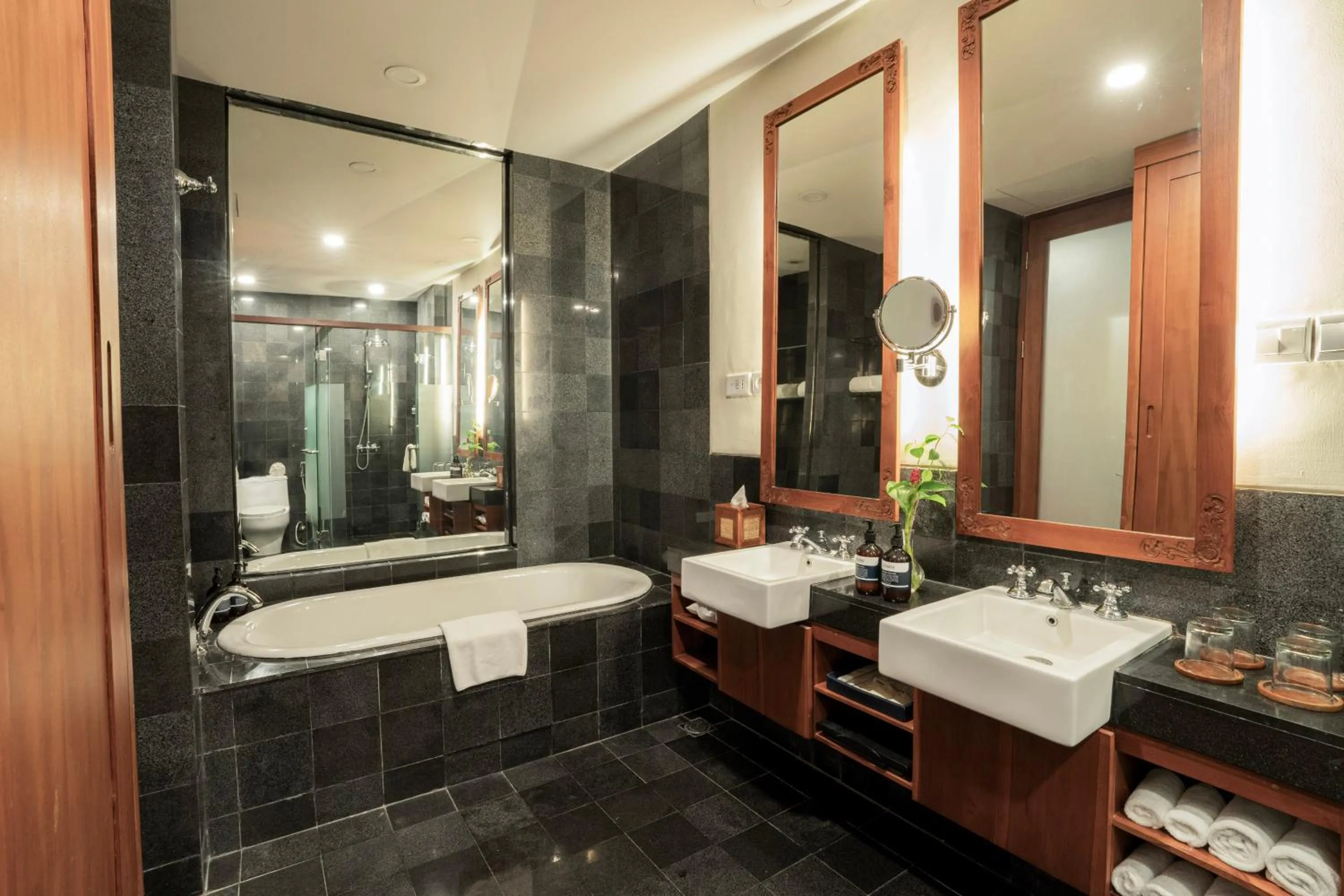 Bathroom in Kuta Seaview Beach Resort