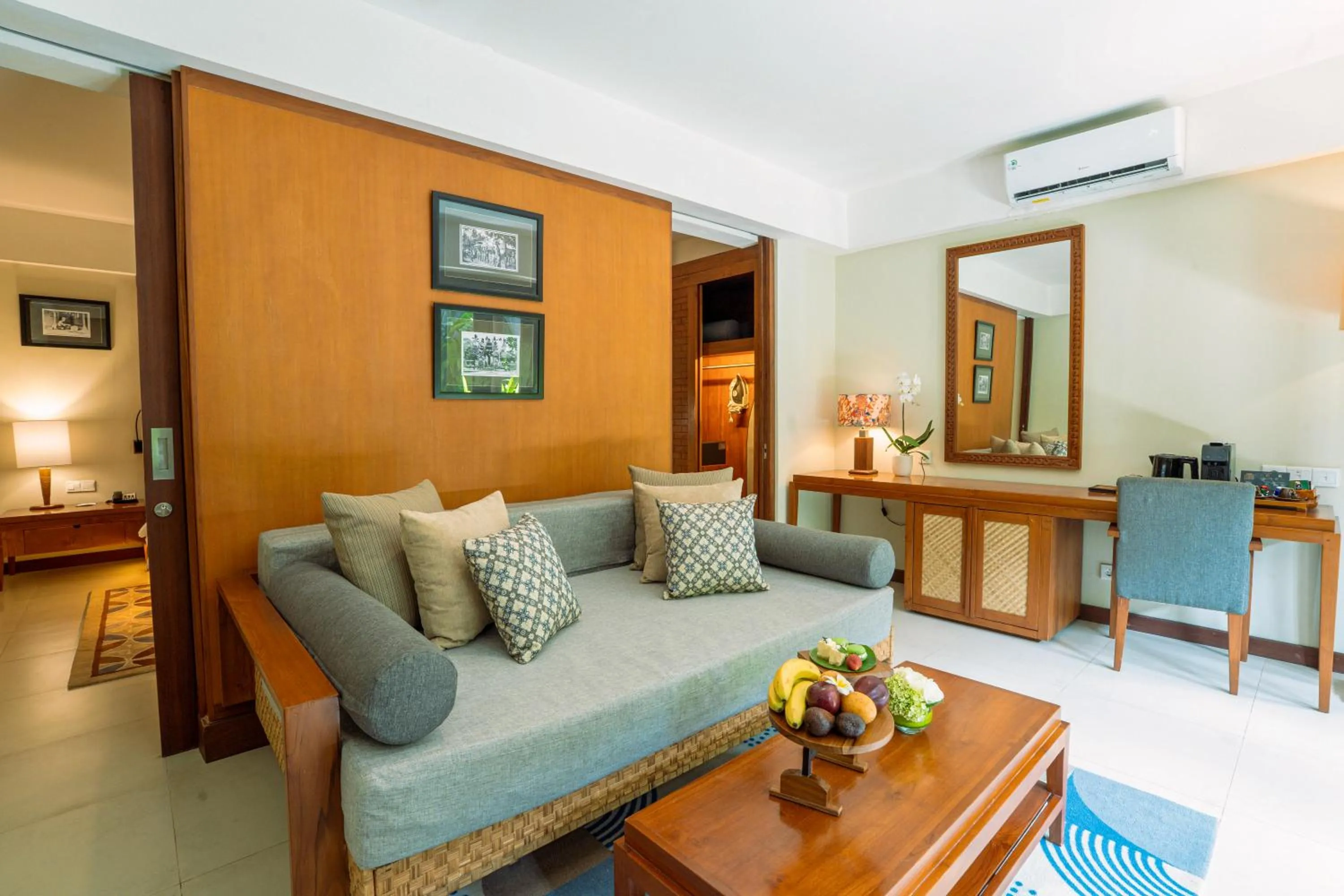 Living room in Kuta Seaview Beach Resort