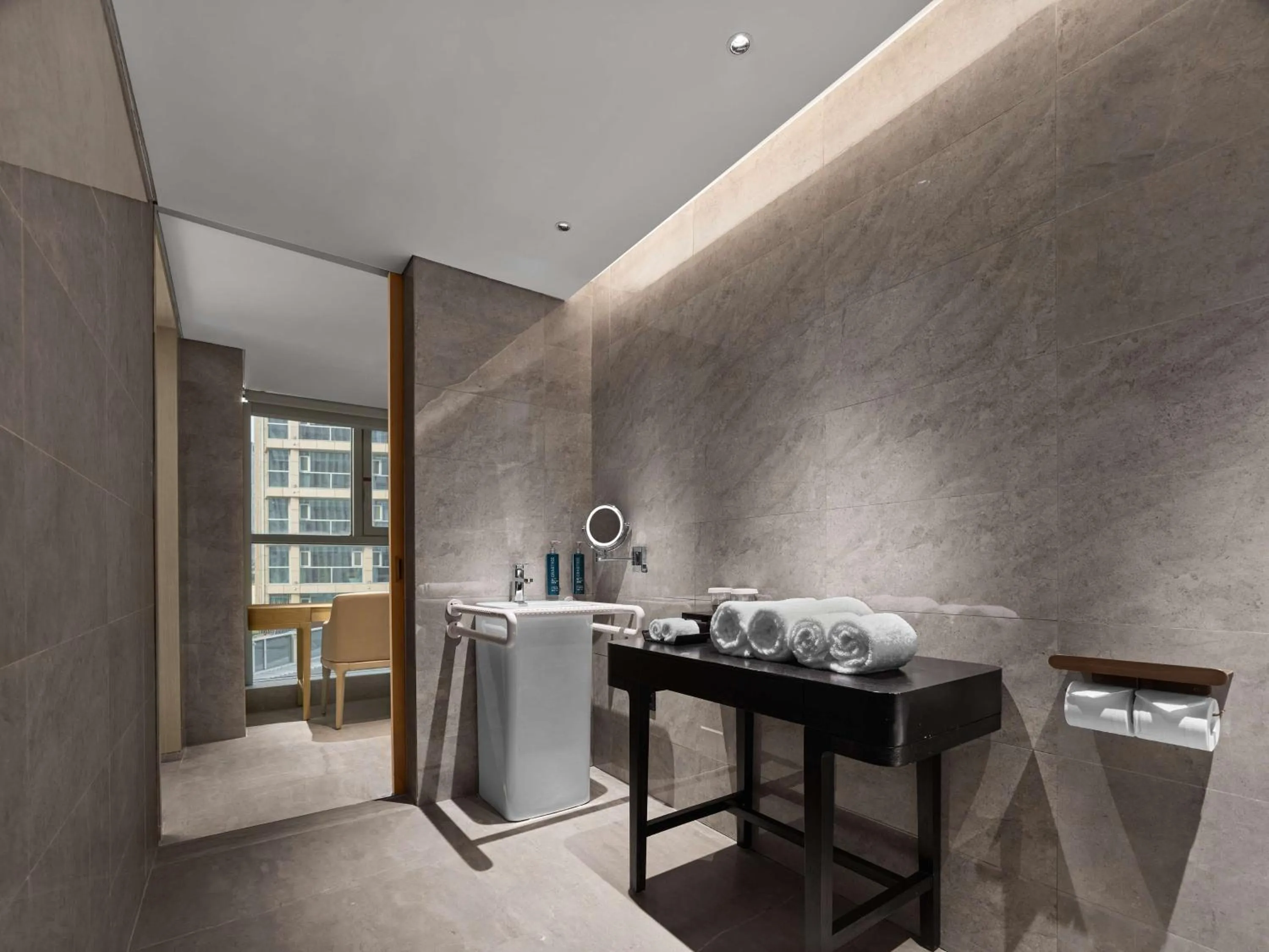 Bathroom in DoubleTree by Hilton Weihai