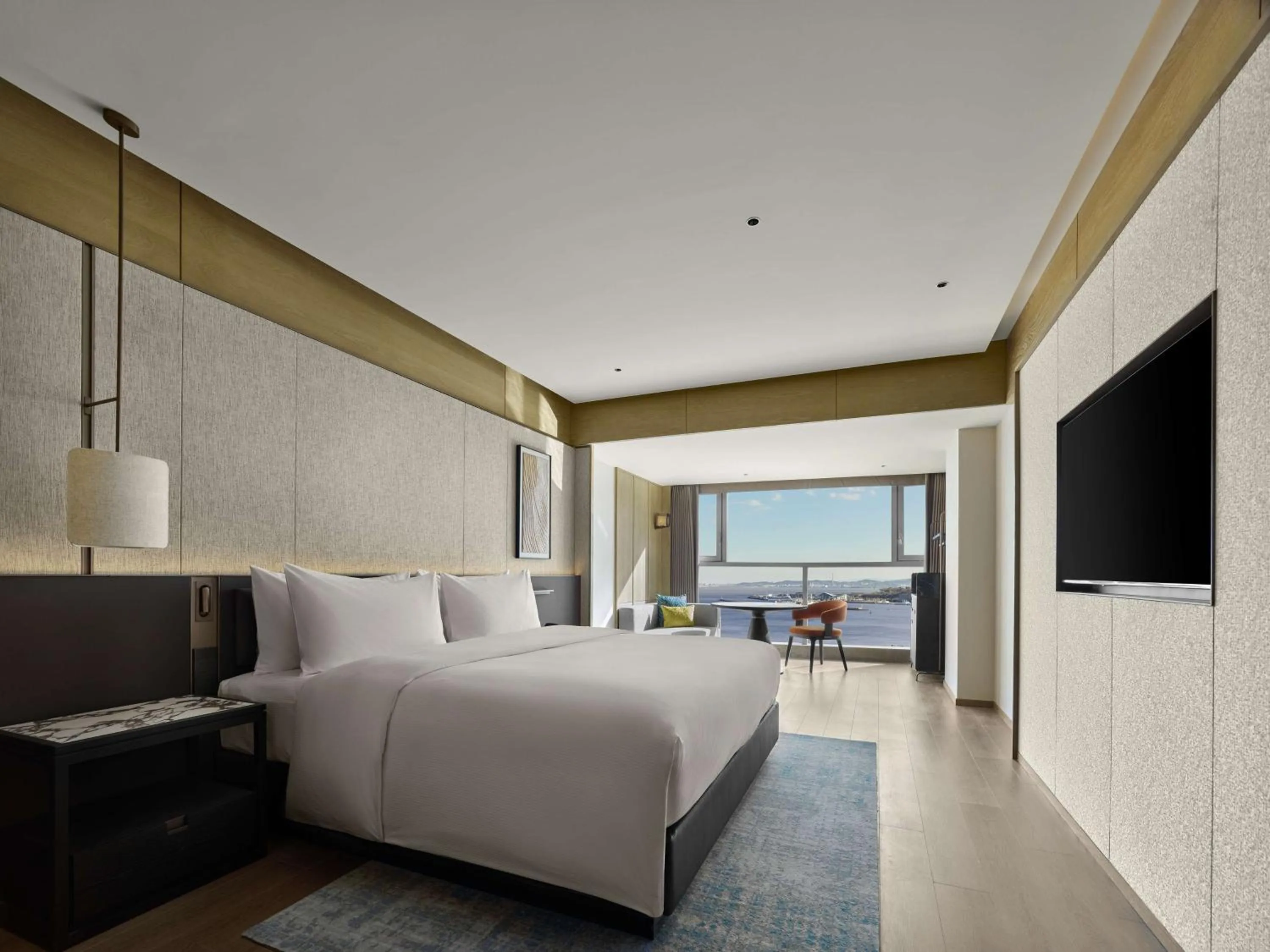 Bed in DoubleTree by Hilton Weihai