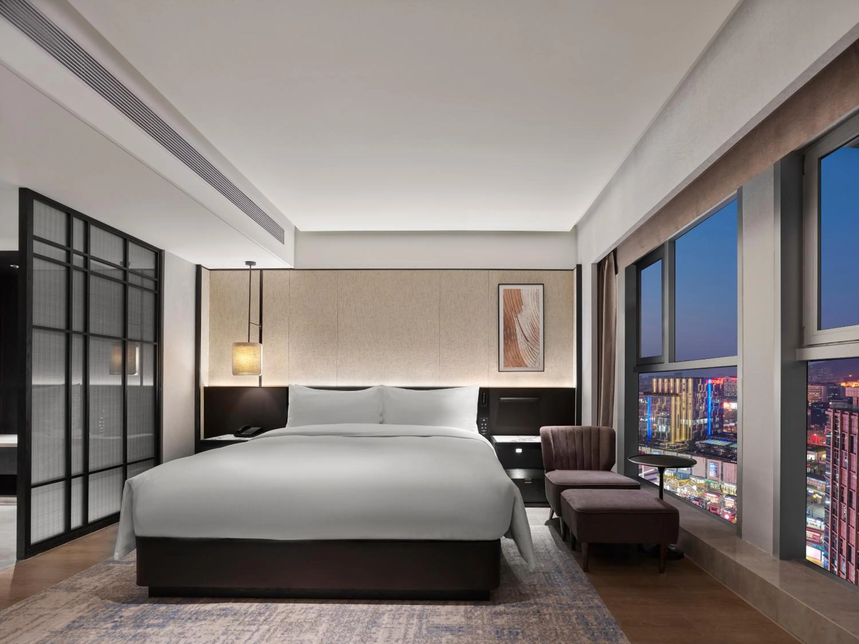 Bed in DoubleTree by Hilton Weihai