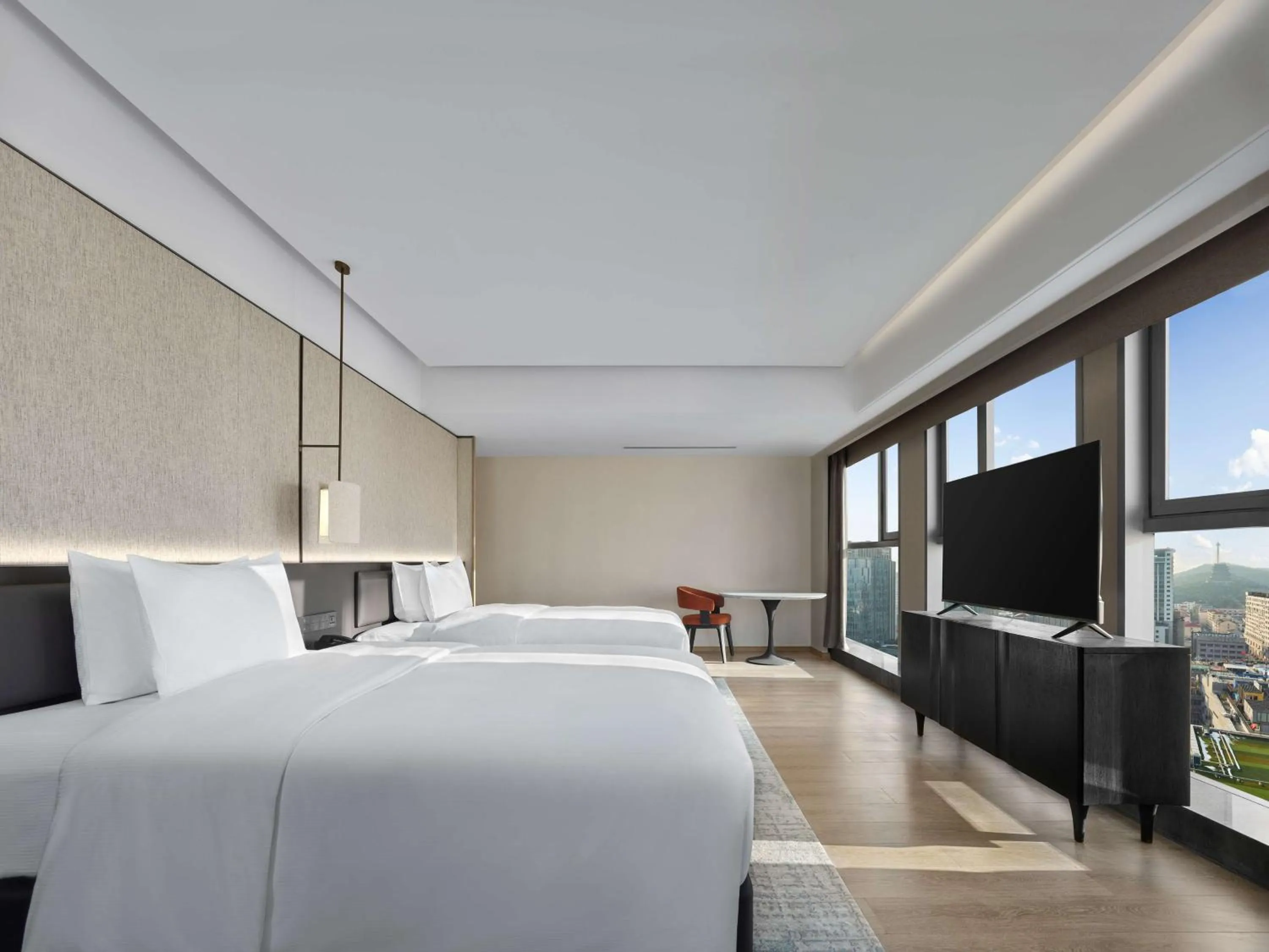 Bed in DoubleTree by Hilton Weihai