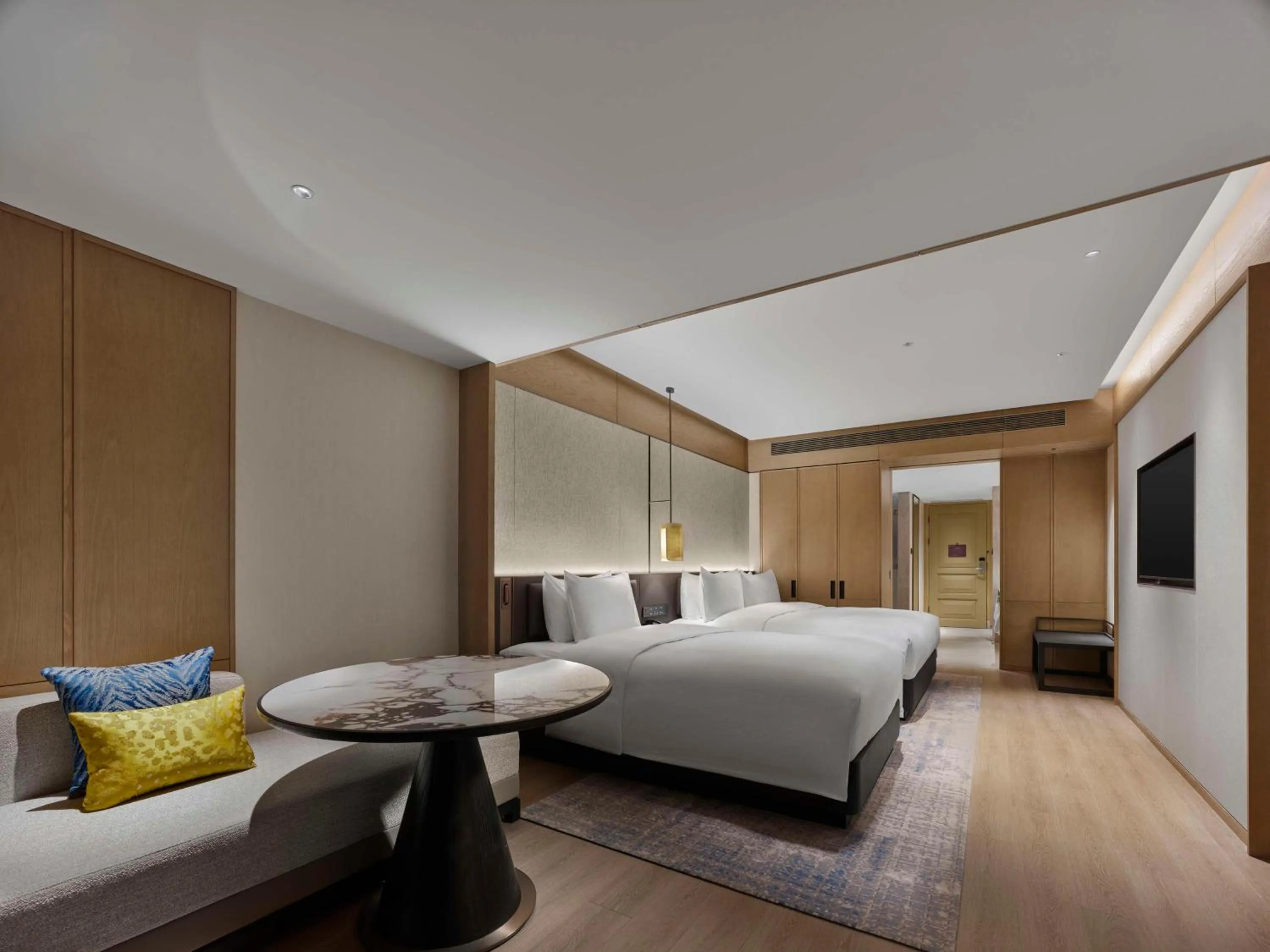 Bed in DoubleTree by Hilton Weihai