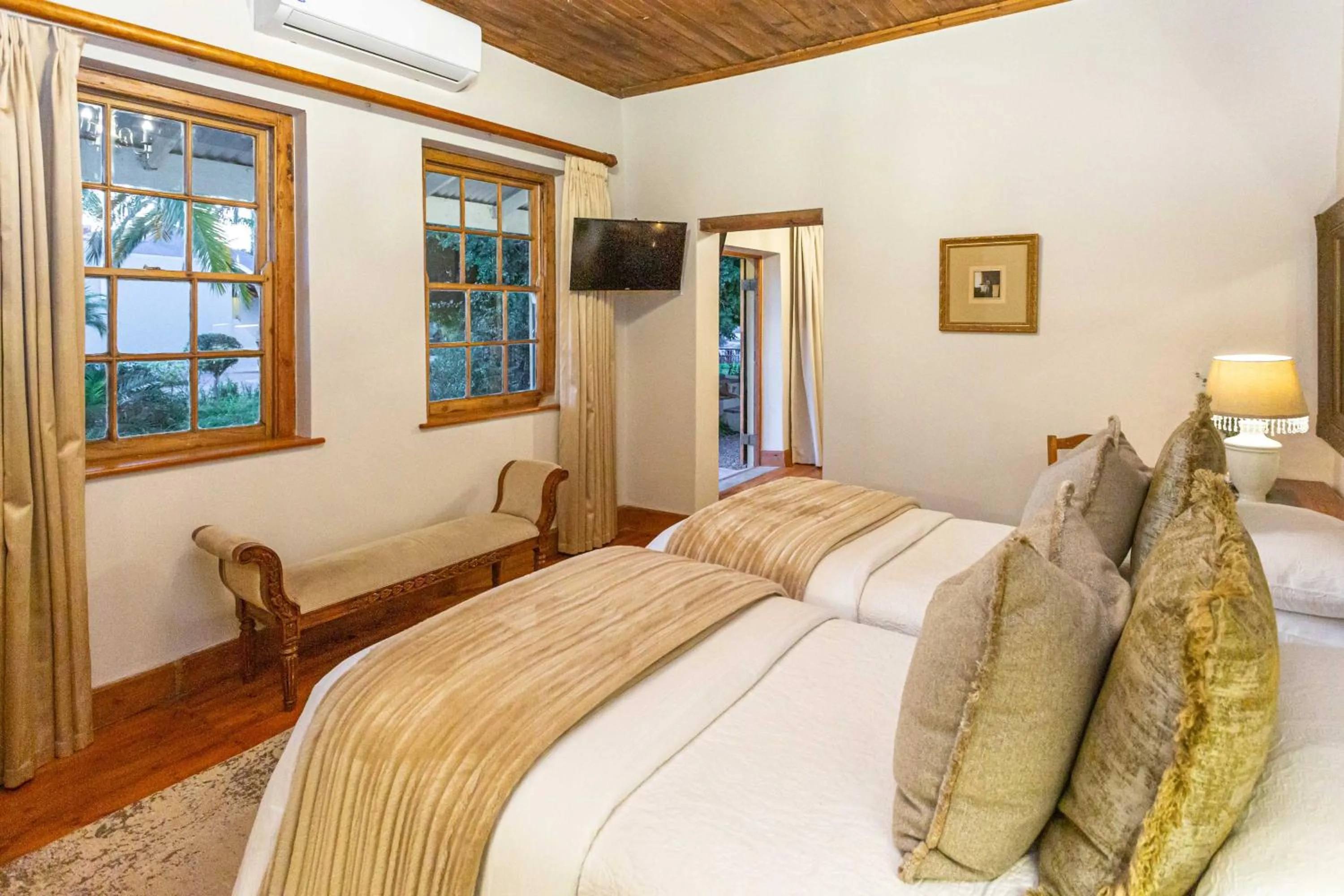 Bedroom, Bed in La Plume Boutique Hotel & Spa