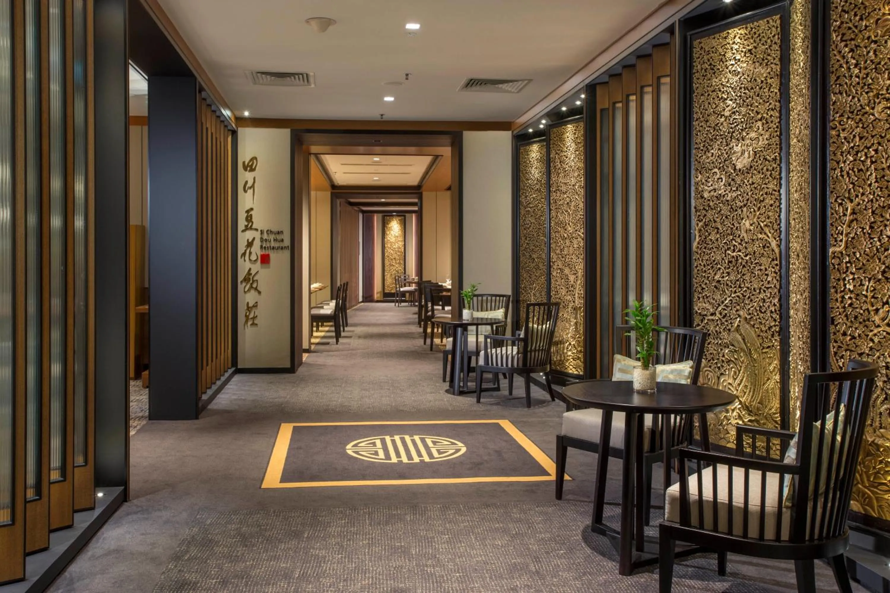 Restaurant/places to eat in PARKROYAL Serviced Suites Singapore