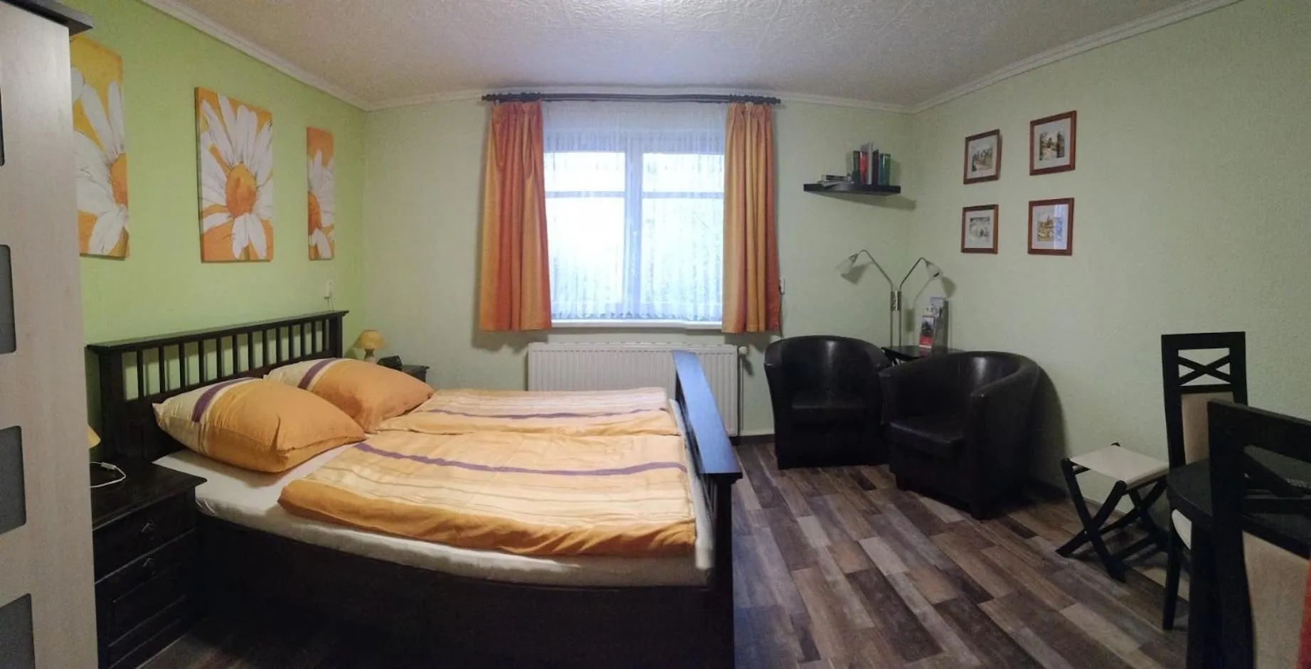Photo of the whole room, Bed in Ferienwohnung Pohle-Priske Radebeul