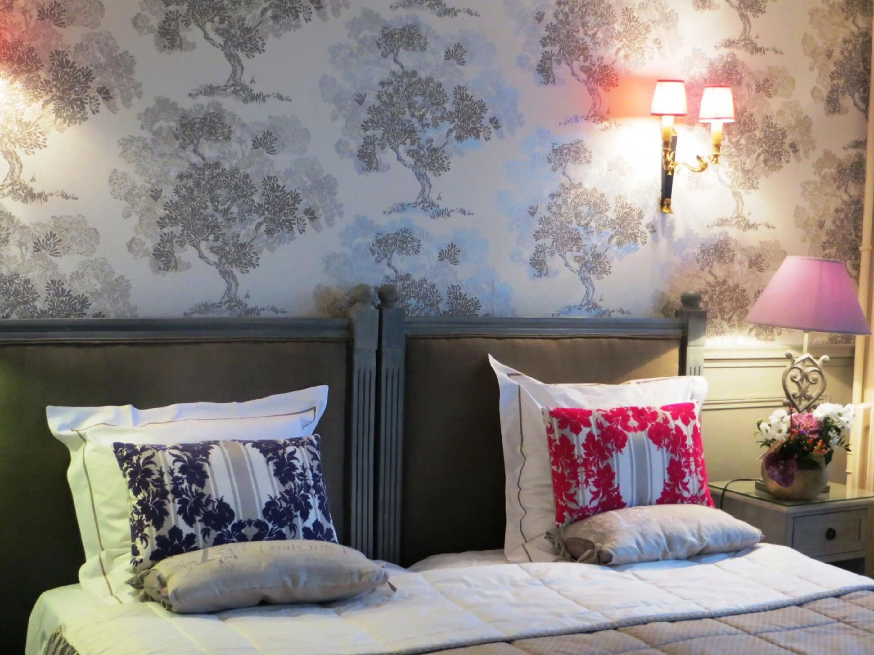 TV and multimedia, Bed in Hôtel-Restaurant Ricordeau