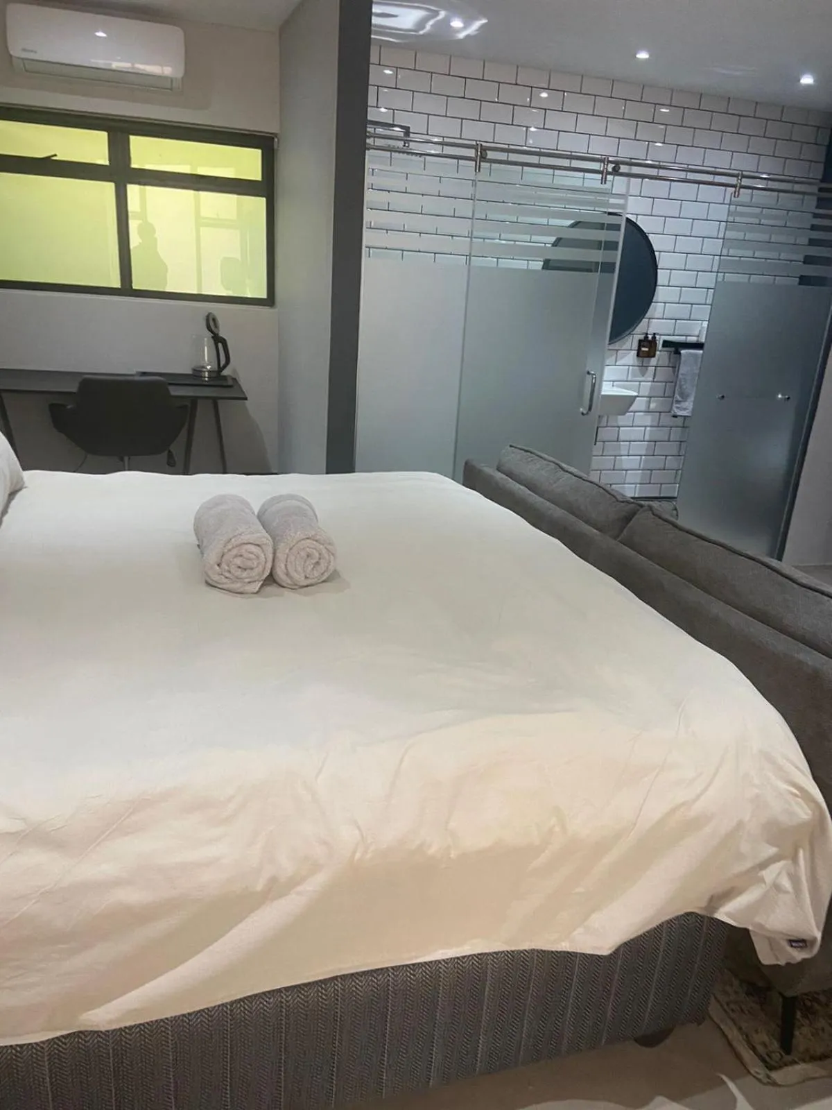 Bed in The Doors Inn