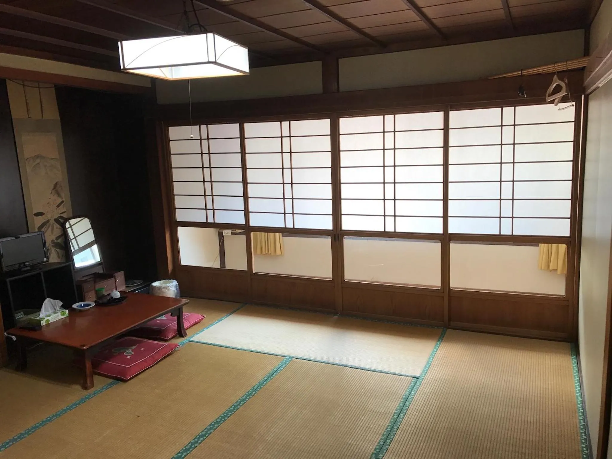 Photo of the whole room in Niko Ryokan