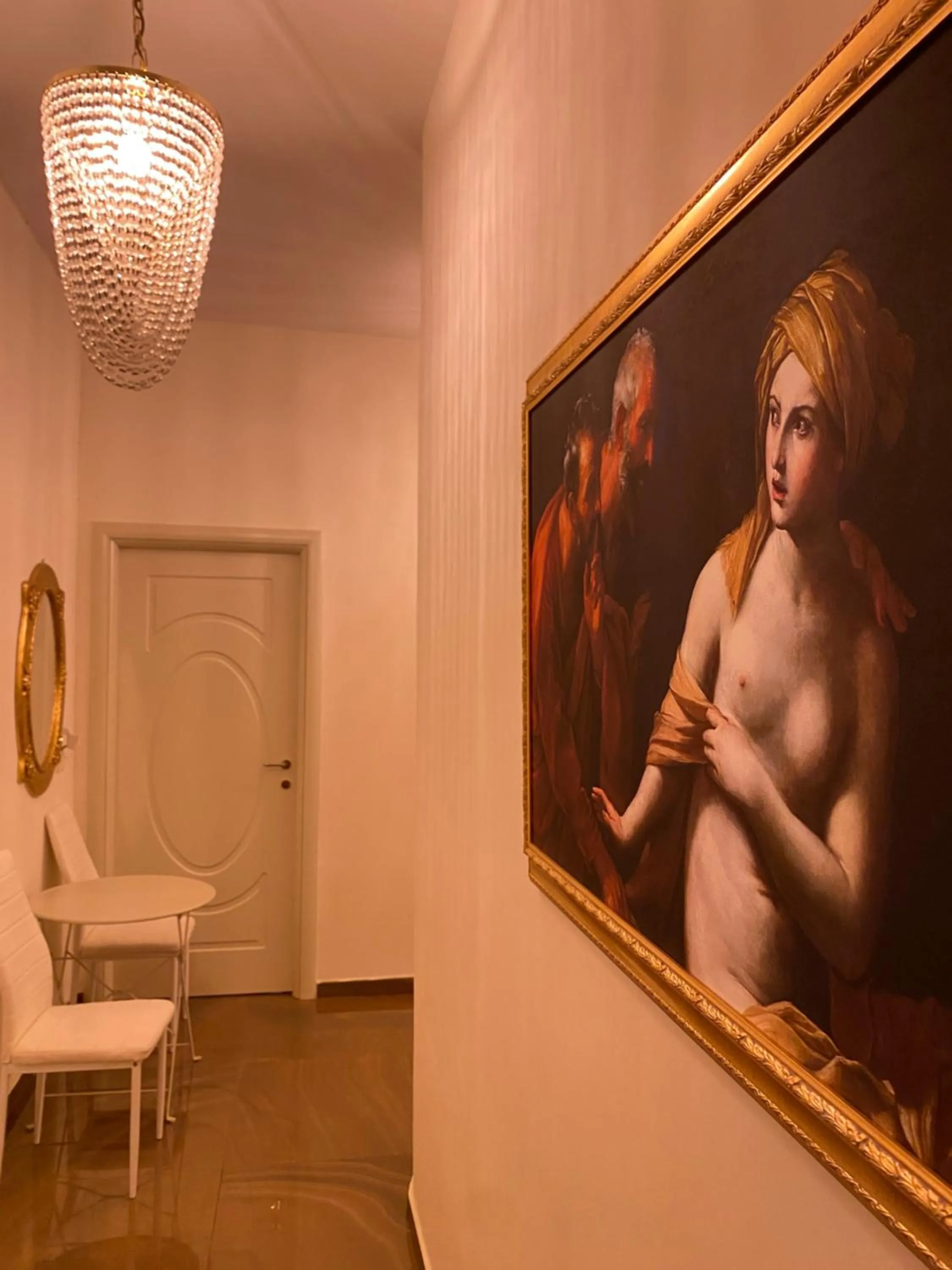 Decorative detail in beb Mariafrancesca