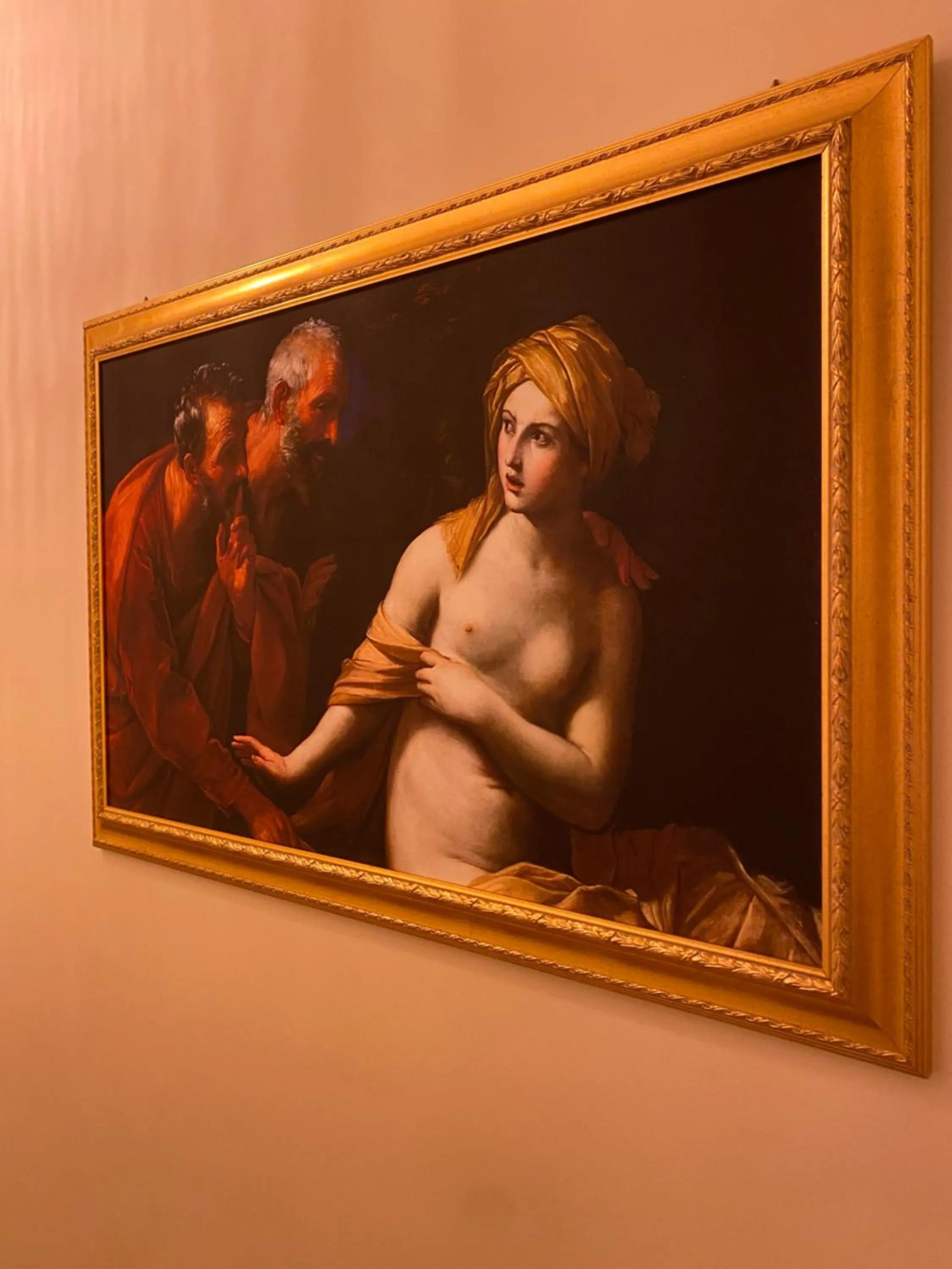 Decorative detail in beb Mariafrancesca