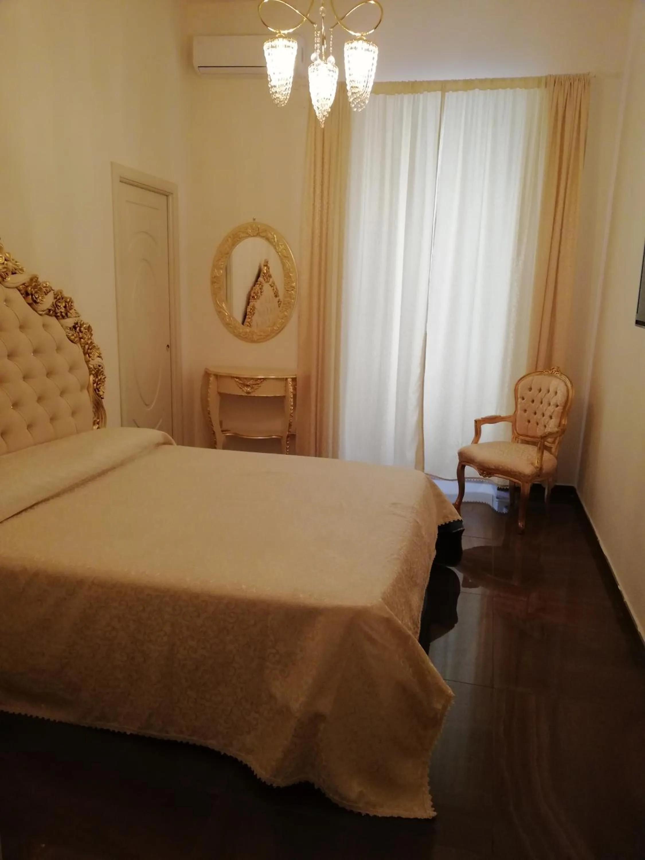 Photo of the whole room, Bed in beb Mariafrancesca