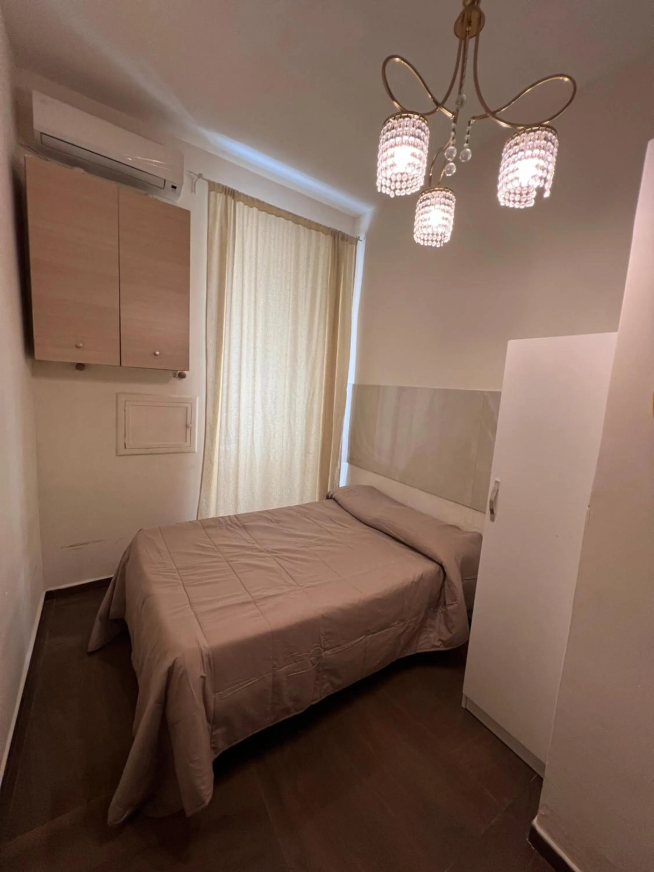 Single Room with small bed for 2 people in beb Mariafrancesca
