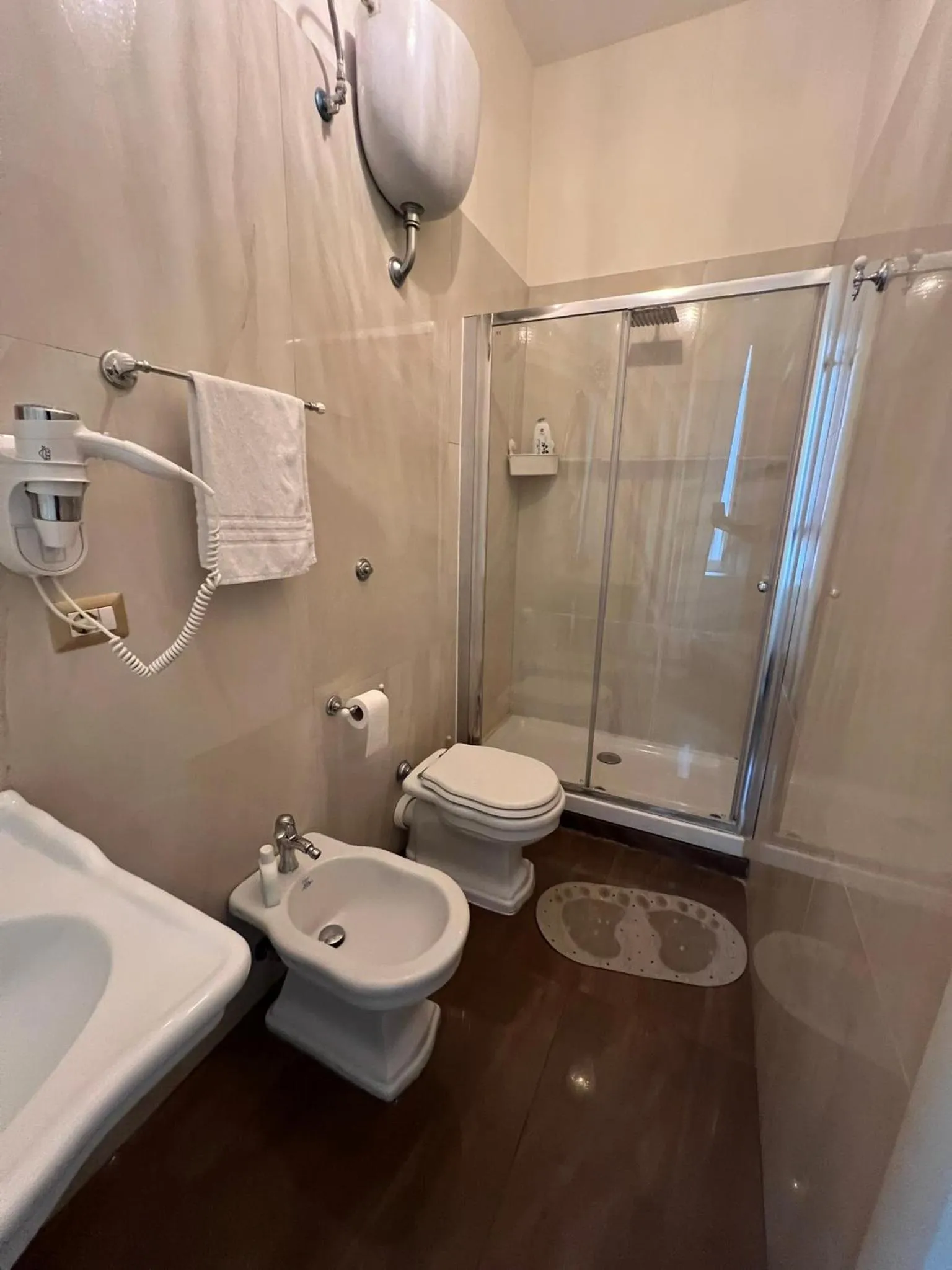 Shower in beb Mariafrancesca