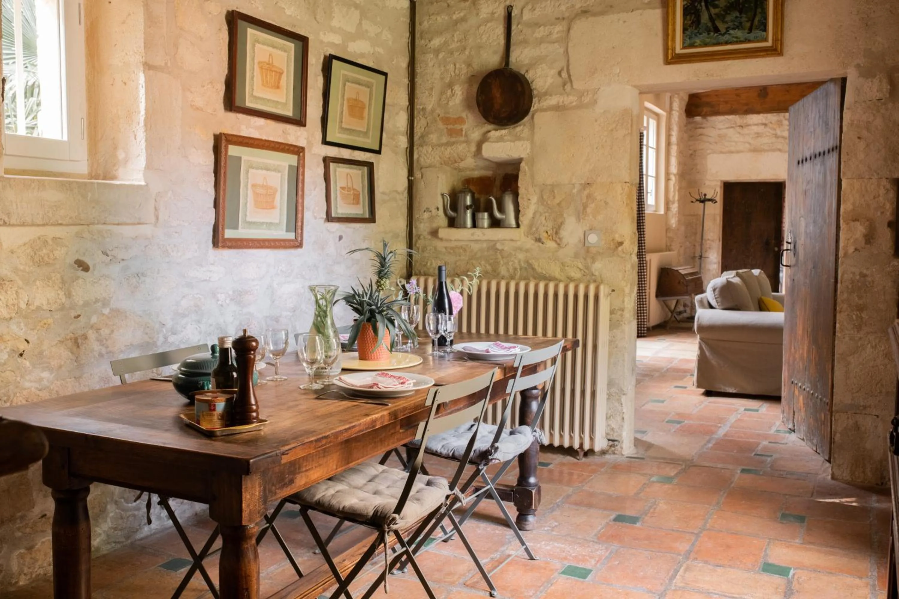 Dining area in HOTEL et APPARTEMENTS DOMAINE DES CLOS - Teritoria