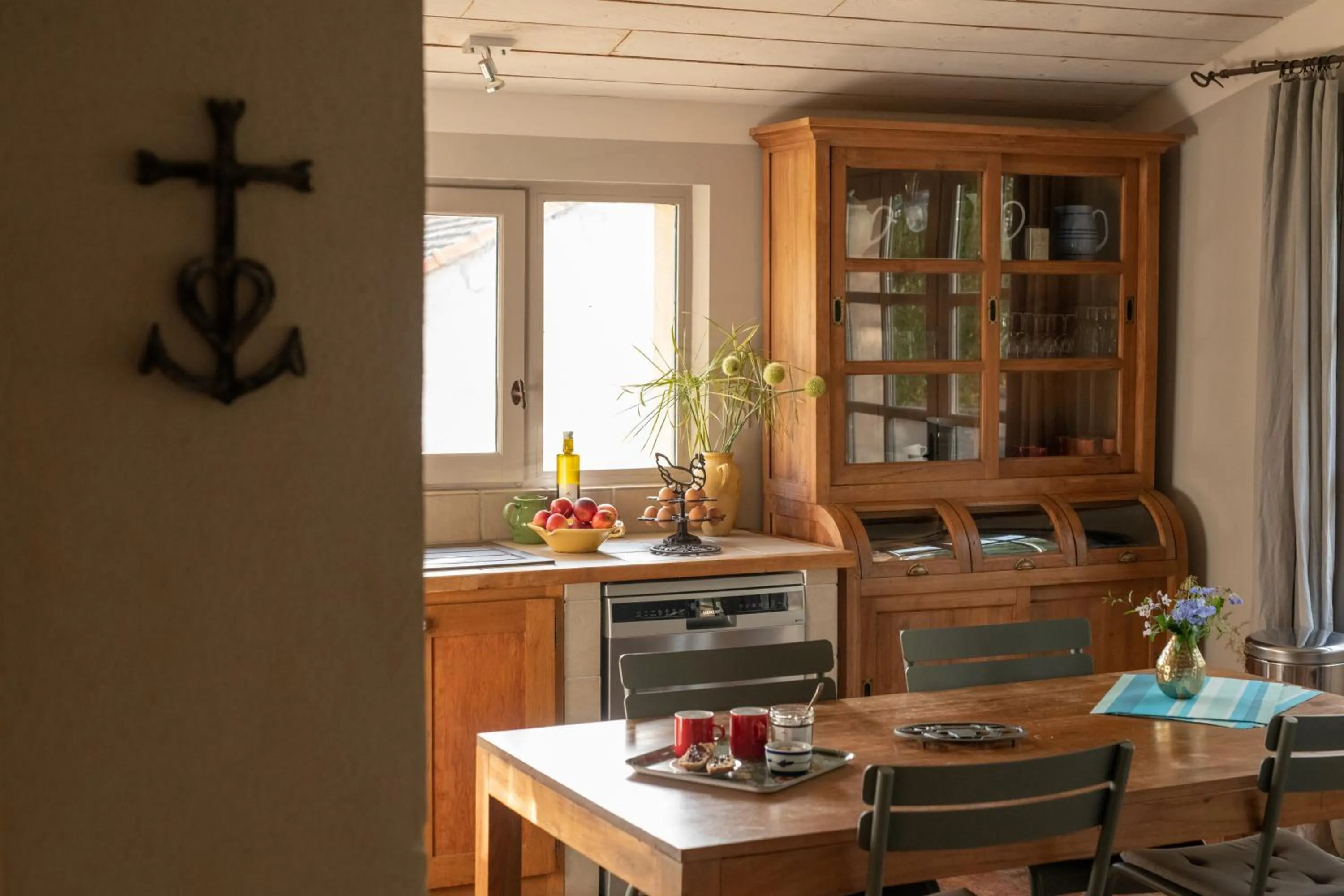 Kitchen or kitchenette in HOTEL et APPARTEMENTS DOMAINE DES CLOS - Teritoria