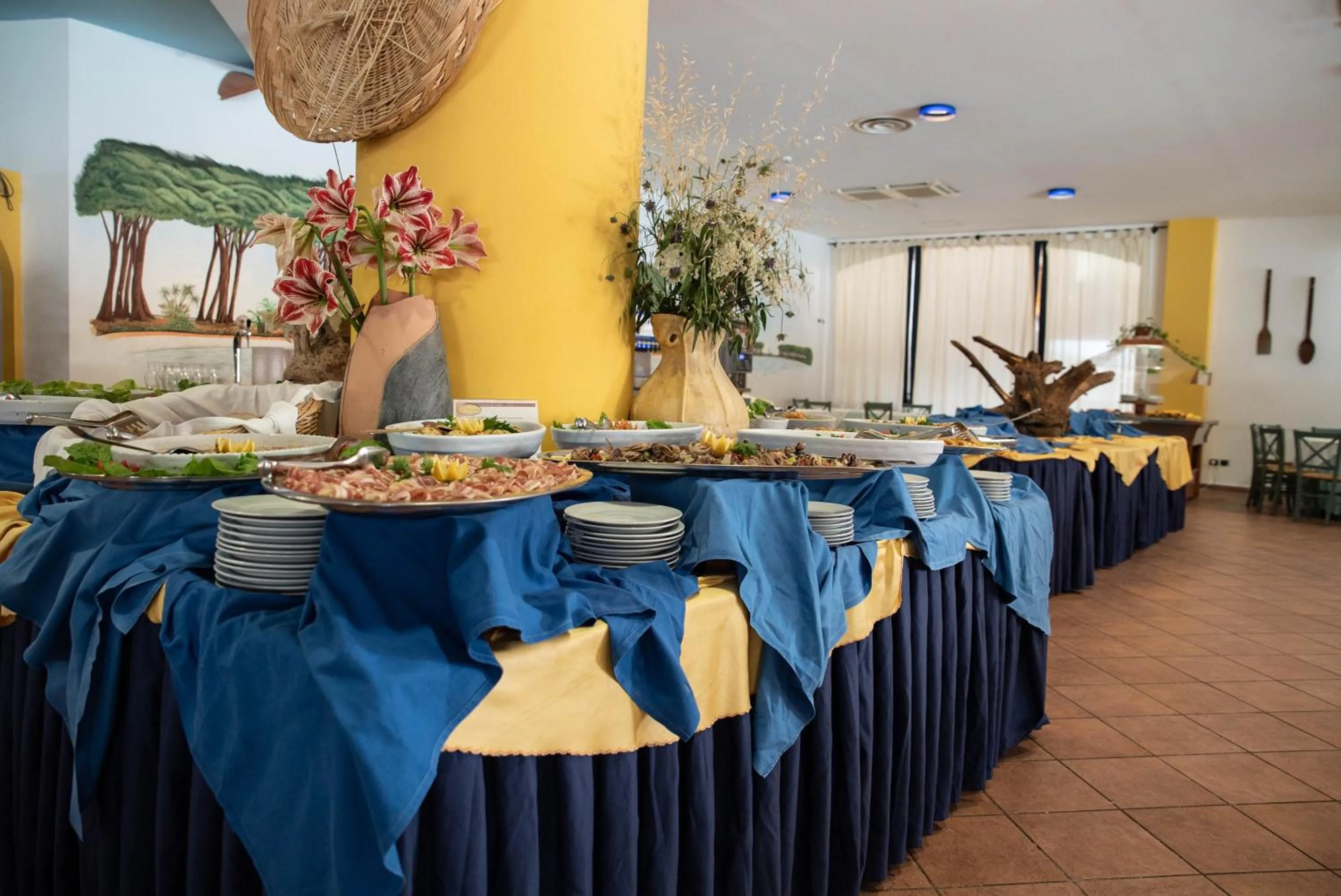 Restaurant/places to eat in Nicotera Beach Village