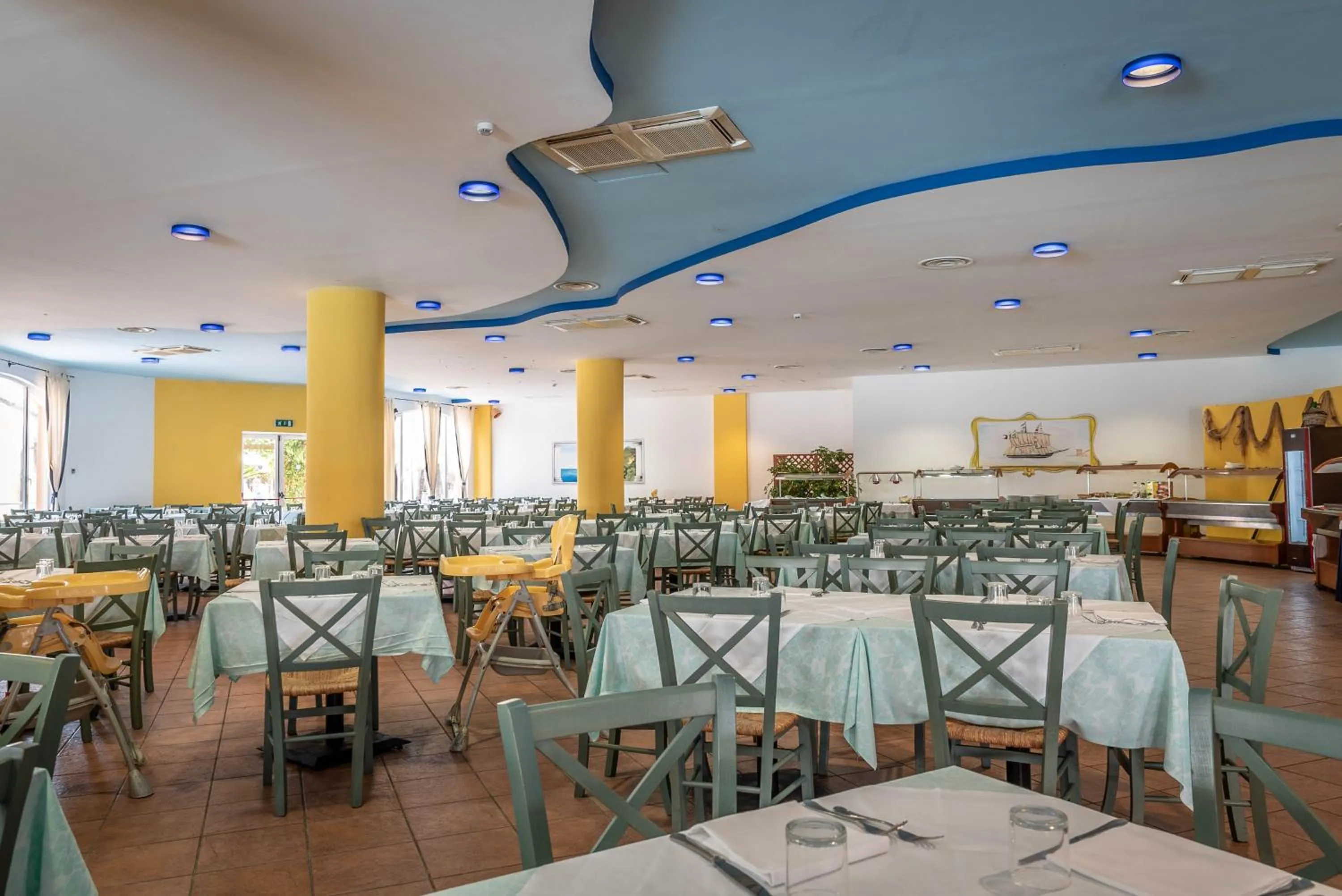 Restaurant/places to eat in Nicotera Beach Village