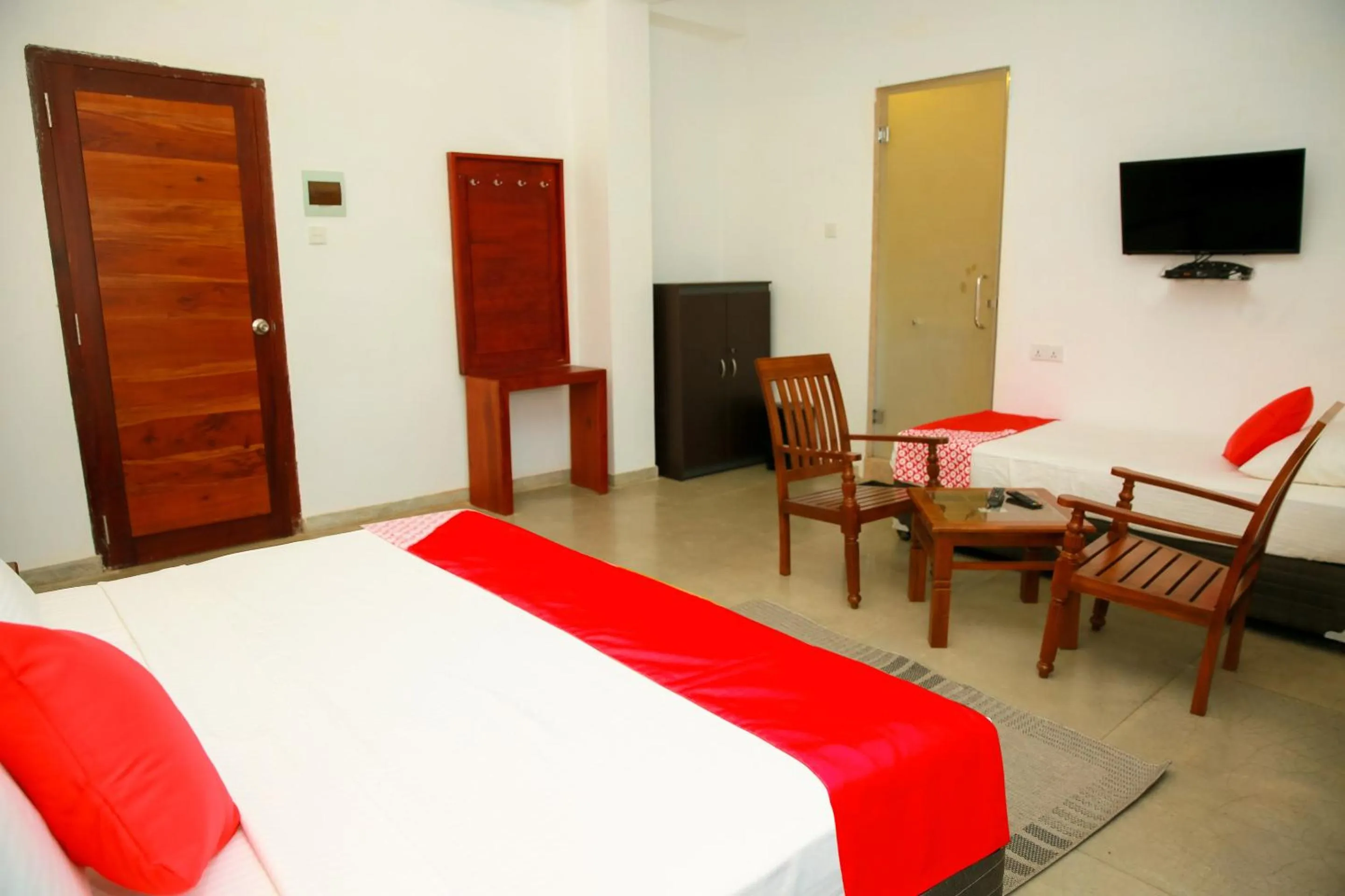 Bedroom, Bed in Glenloch Tea Factory Hotel