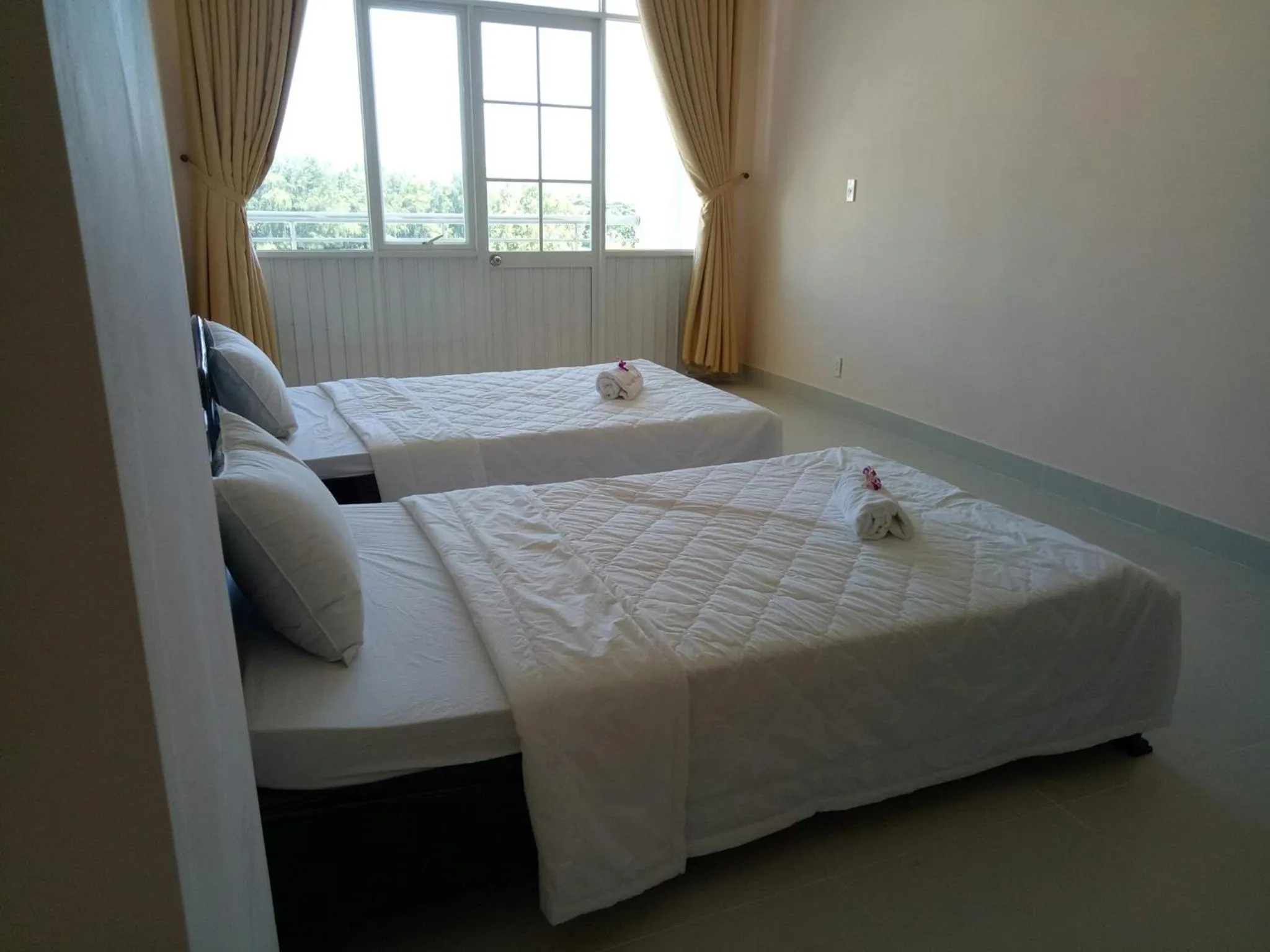 Bed in Thanh Nien Hotel - Vung Tau