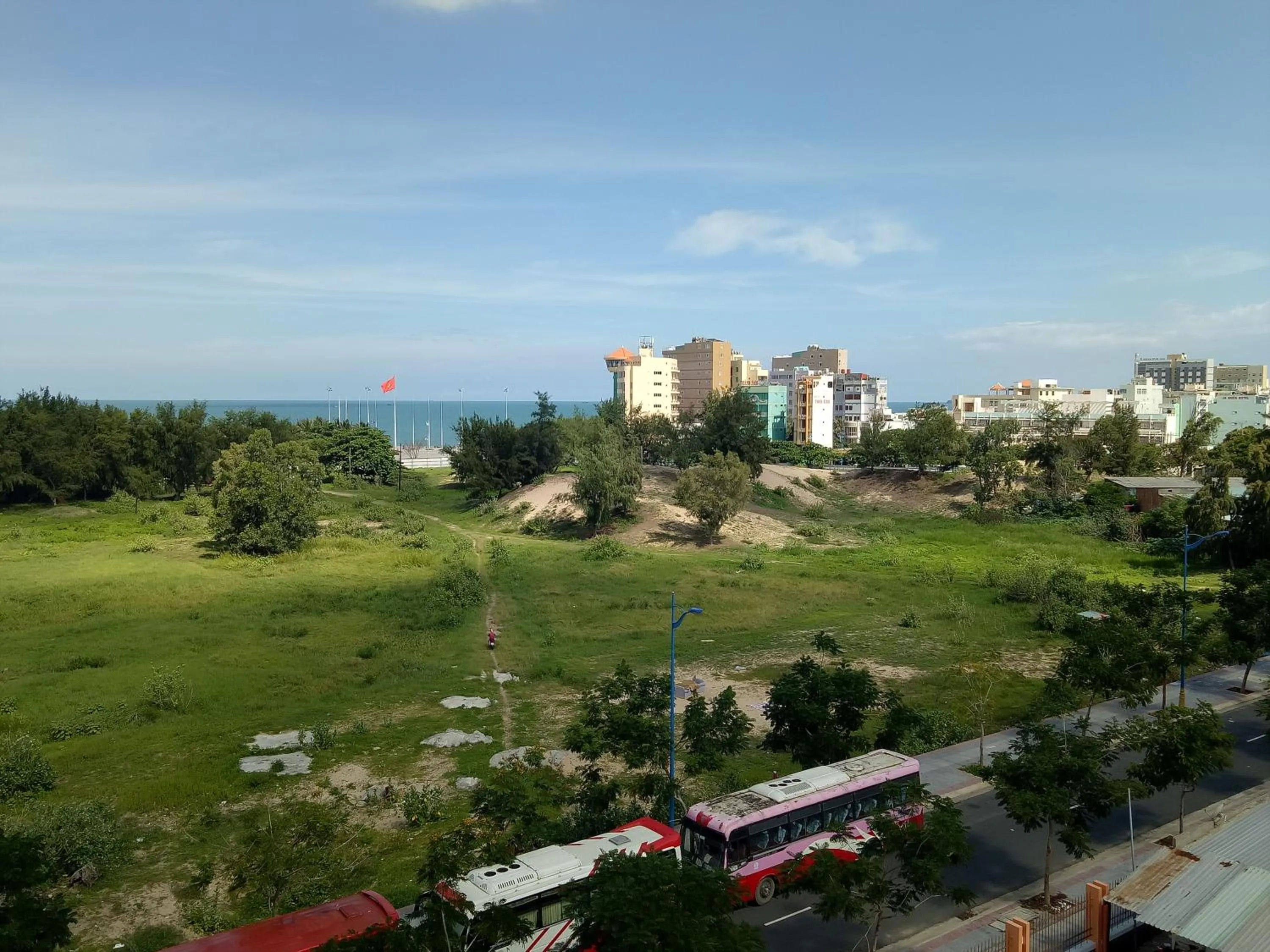 Beach in Thanh Nien Hotel - Vung Tau
