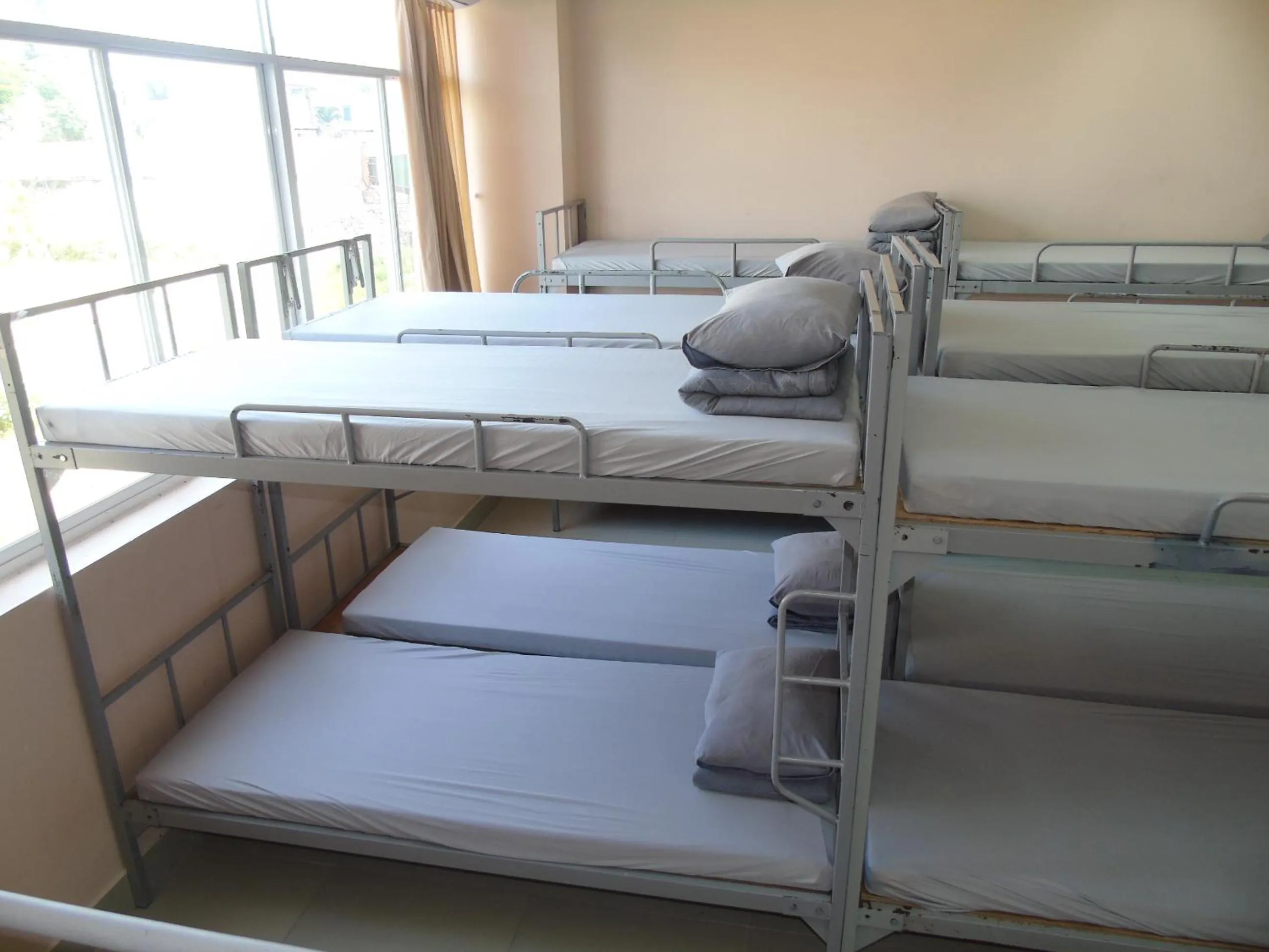 Bed in Thanh Nien Hotel - Vung Tau