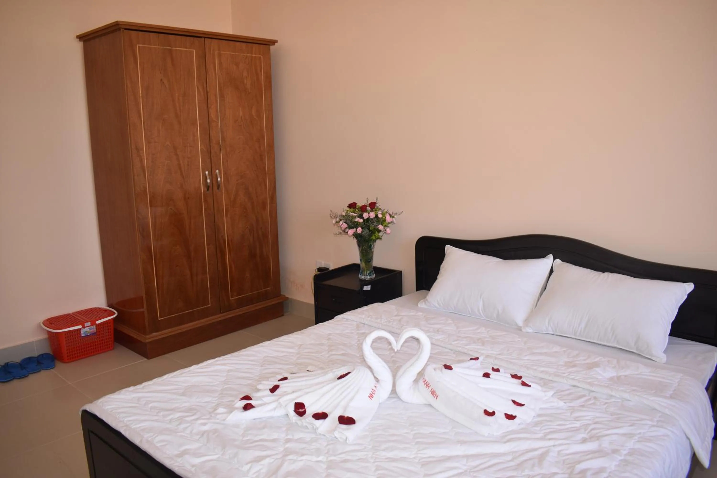 Bed in Thanh Nien Hotel - Vung Tau