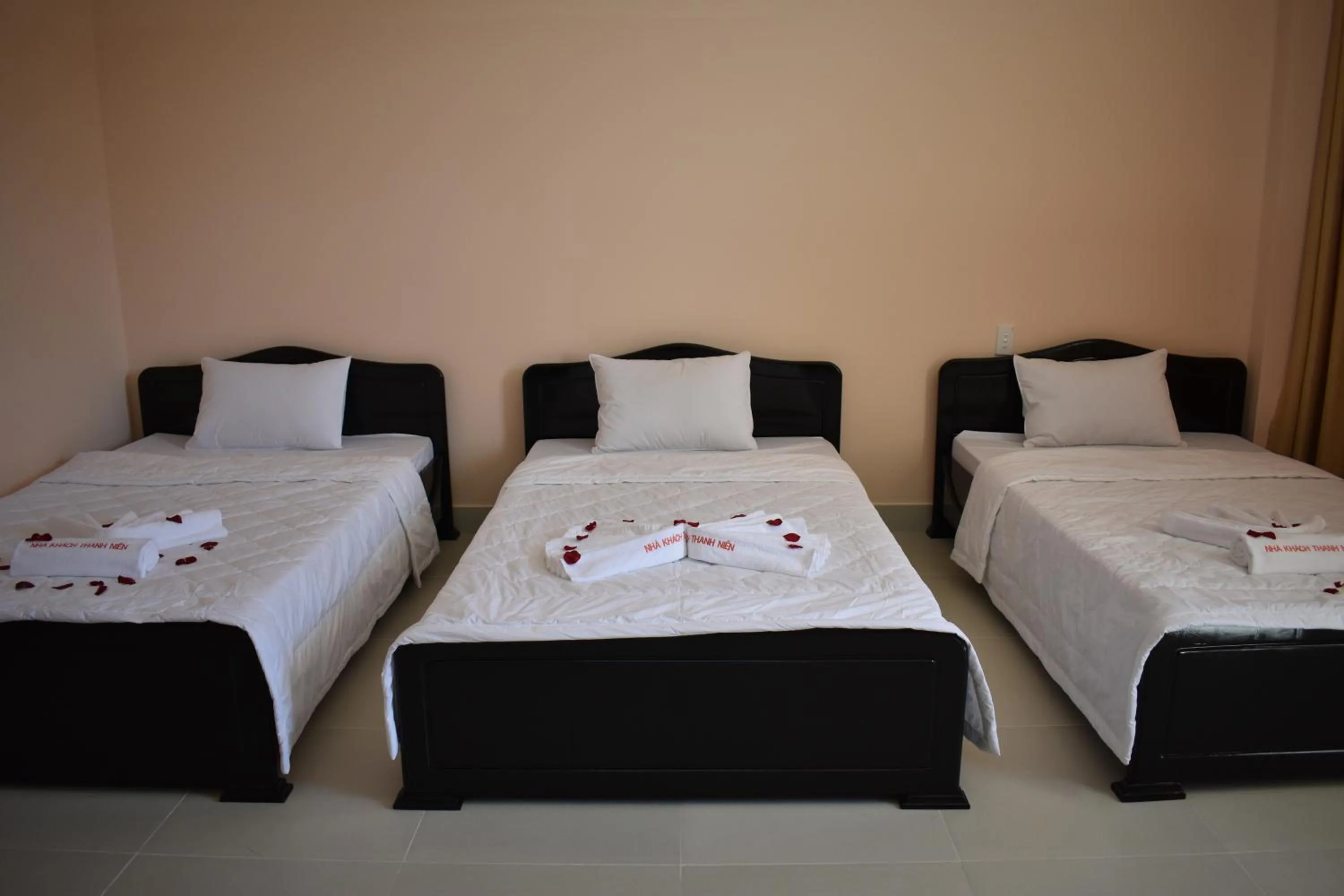 Bed in Thanh Nien Hotel - Vung Tau