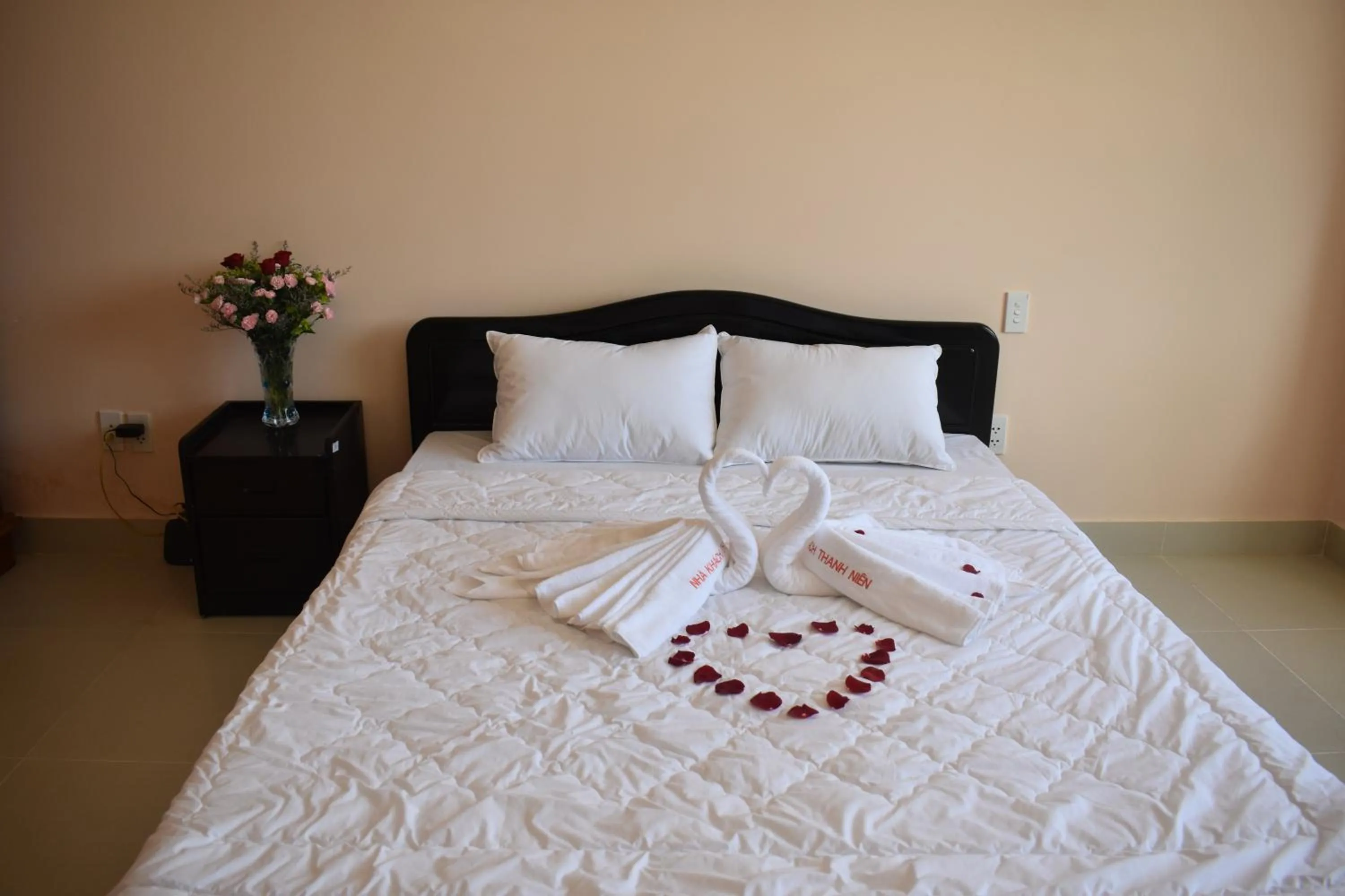 Bed in Thanh Nien Hotel - Vung Tau