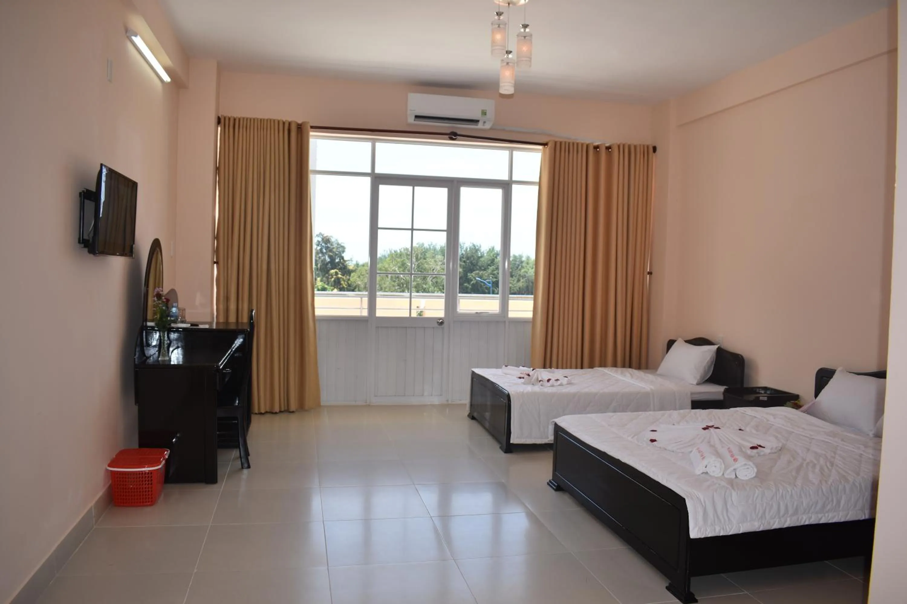 Bed in Thanh Nien Hotel - Vung Tau