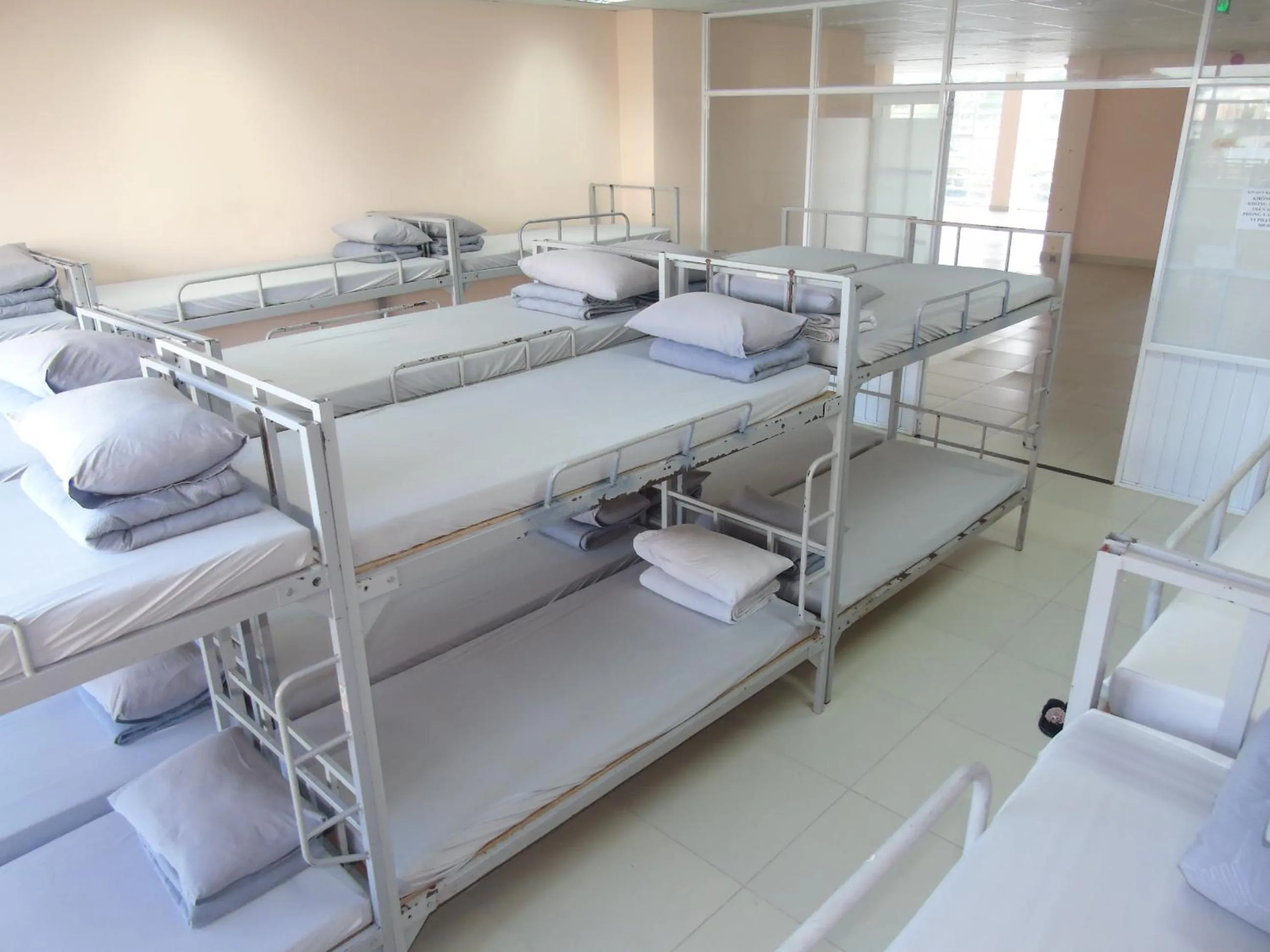 Bed in Thanh Nien Hotel - Vung Tau