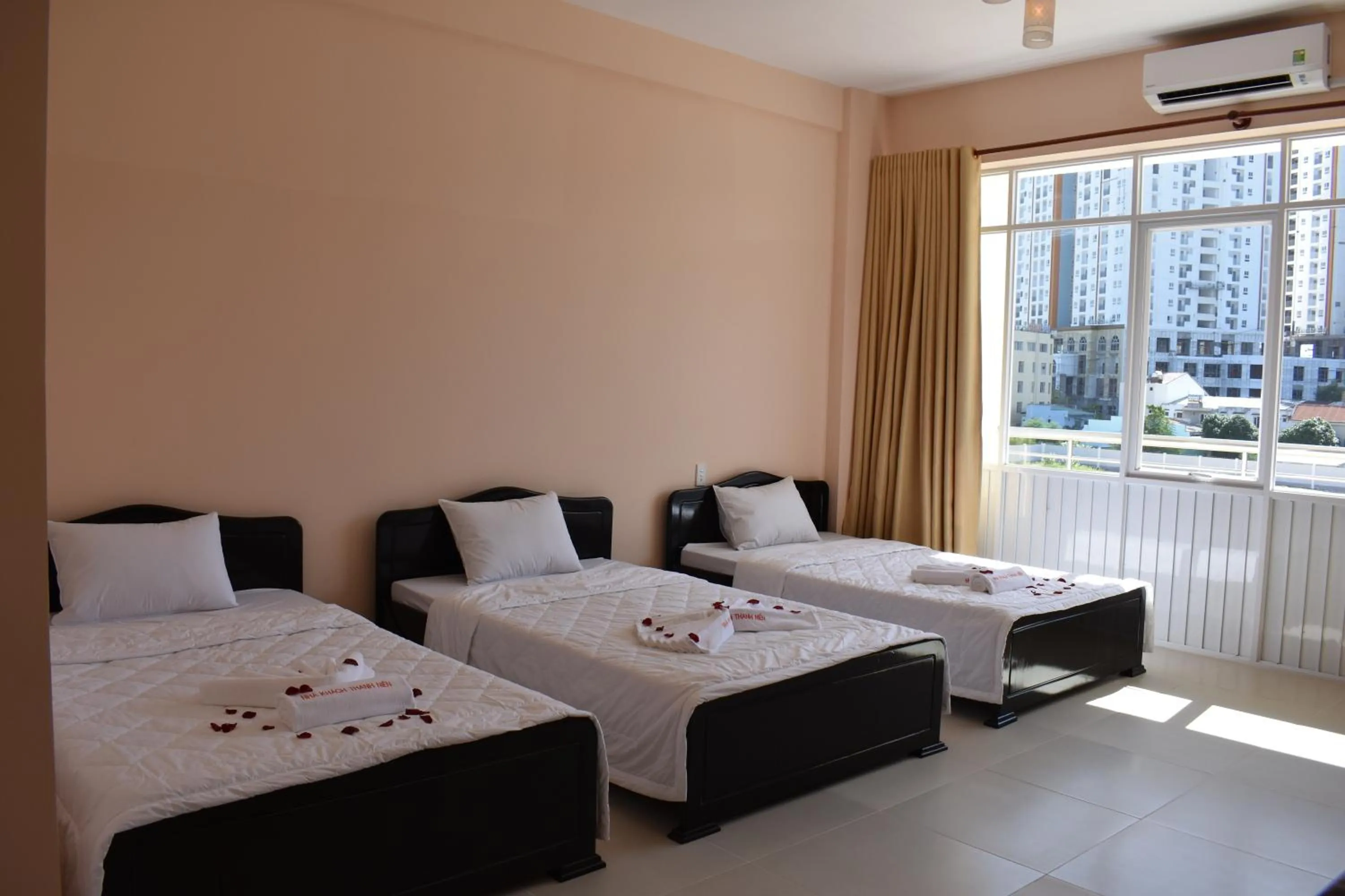 Bed in Thanh Nien Hotel - Vung Tau