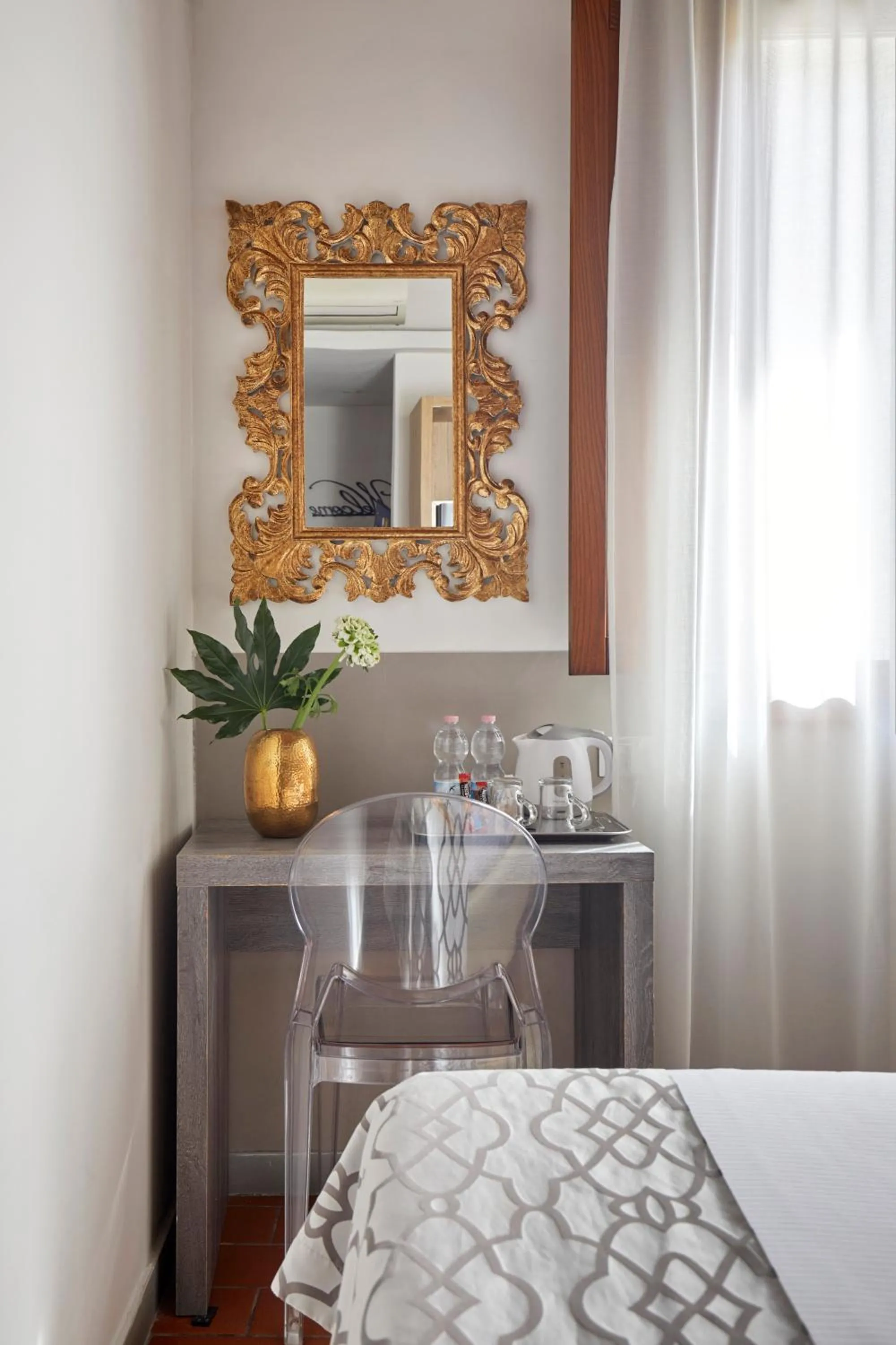 hair dresser, Bed in Sette Angeli Rooms