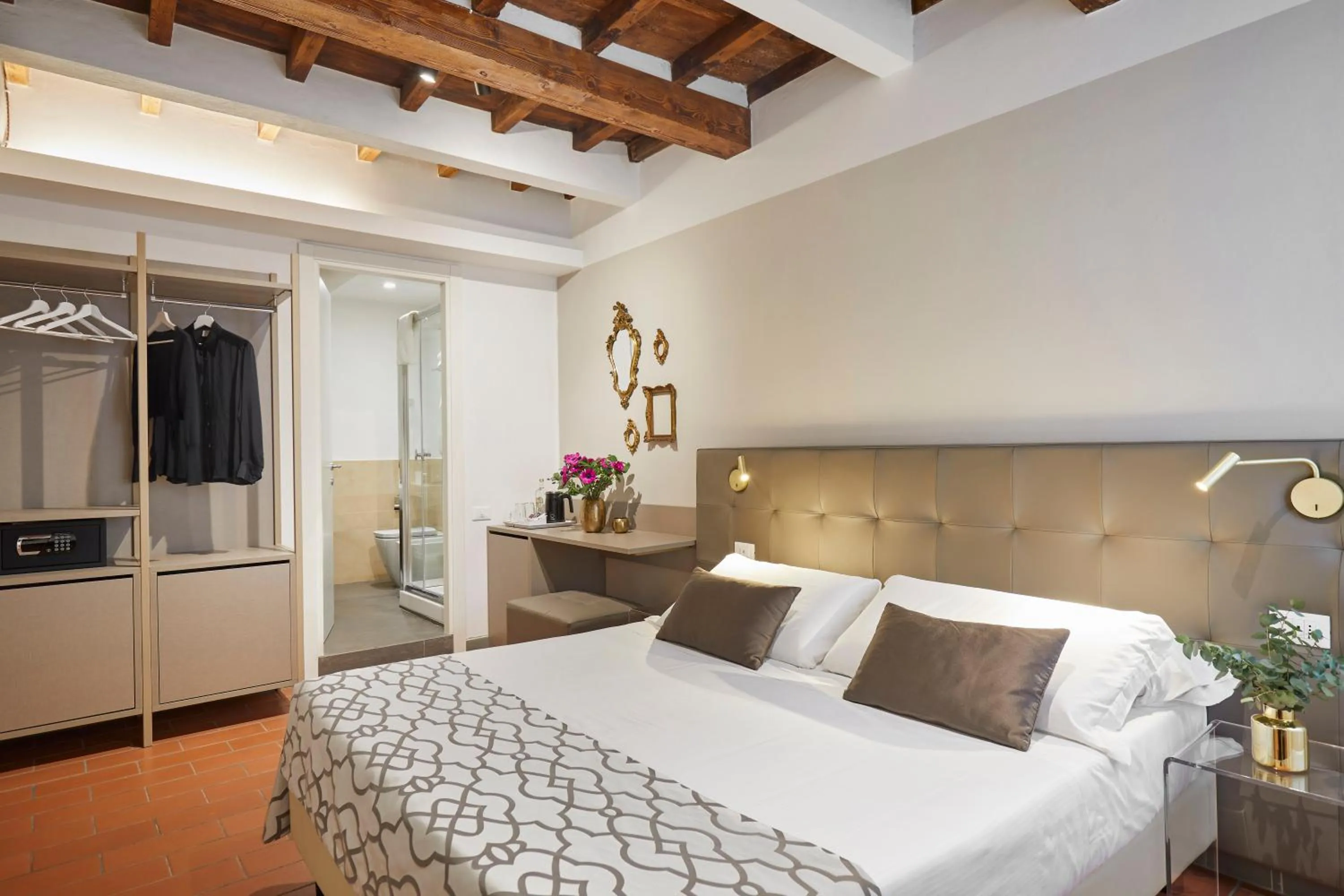 Photo of the whole room, Bed in Sette Angeli Rooms