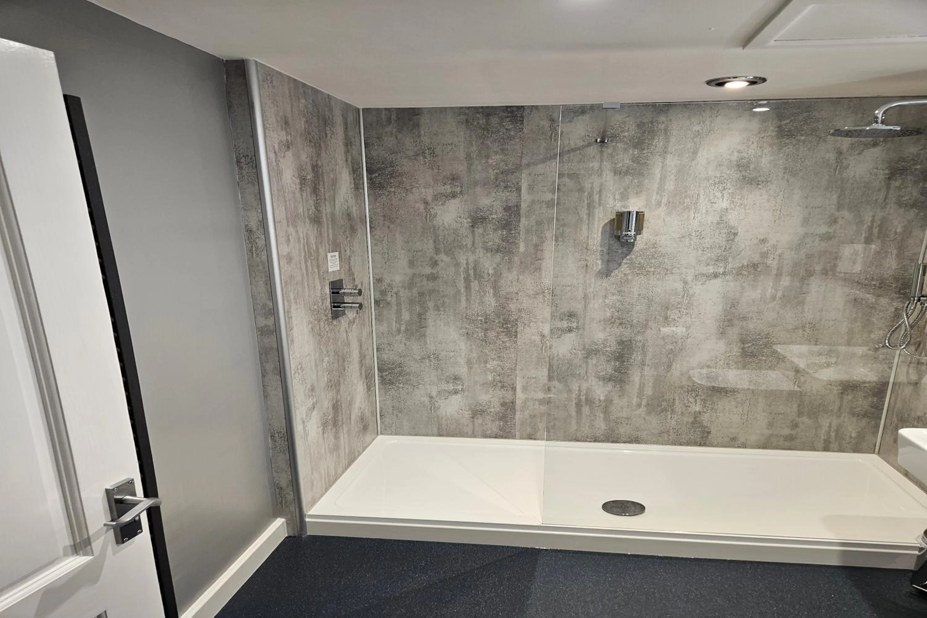 Bathroom in Brathay Lodge