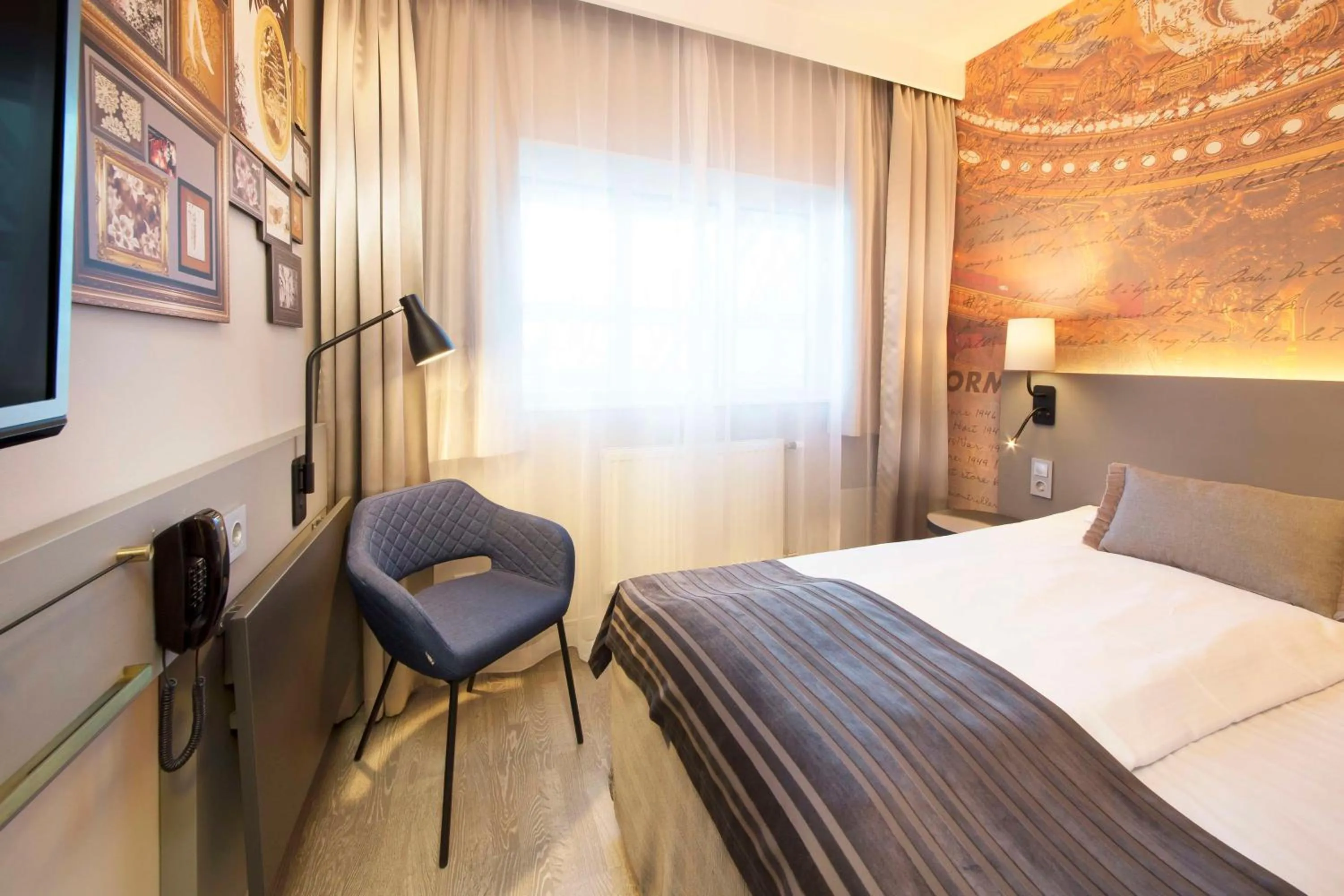 Bedroom, Bed in Scandic St. Olavs Plass