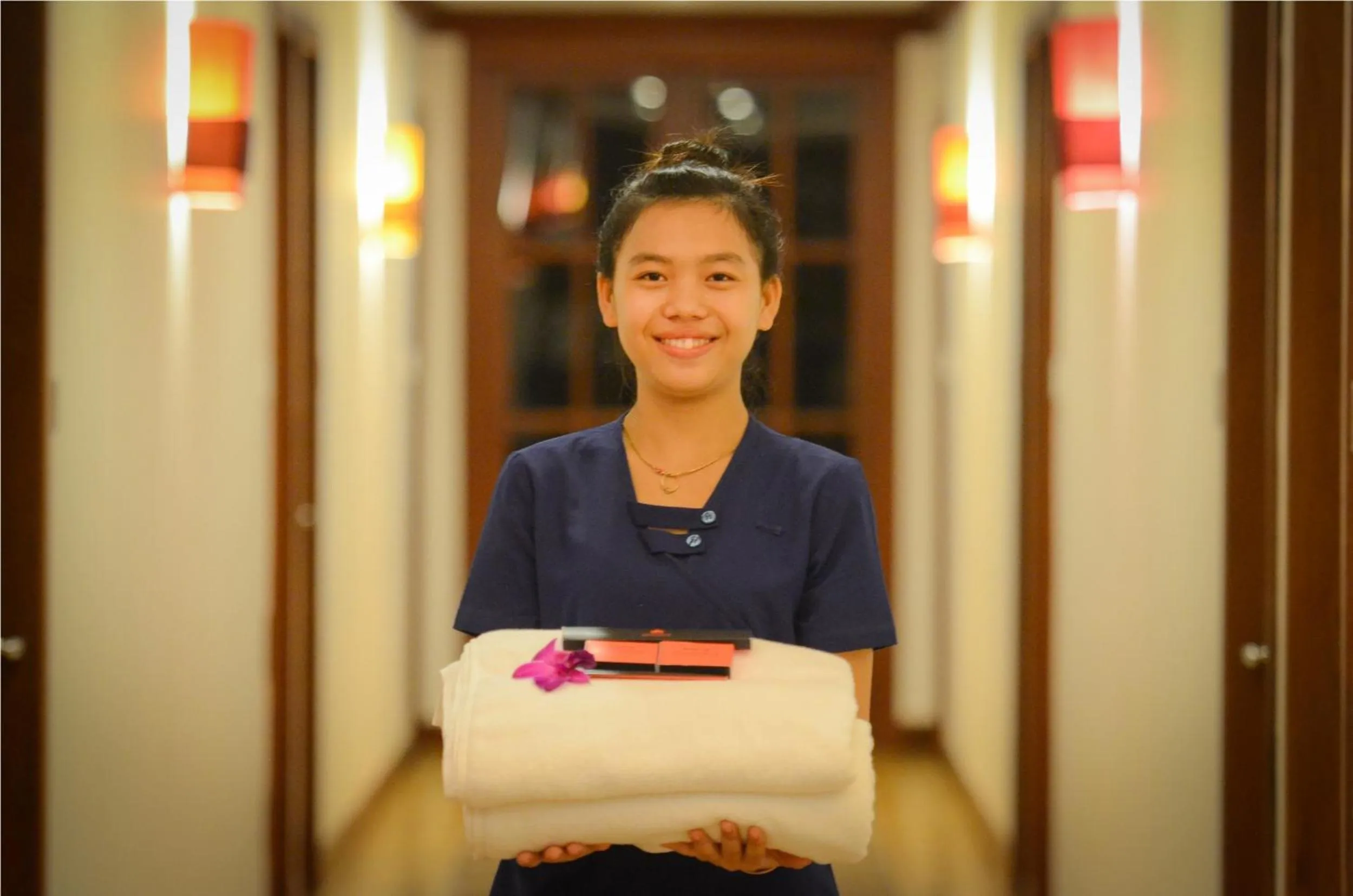 Massage in The Suite By Royal Crown Hotel