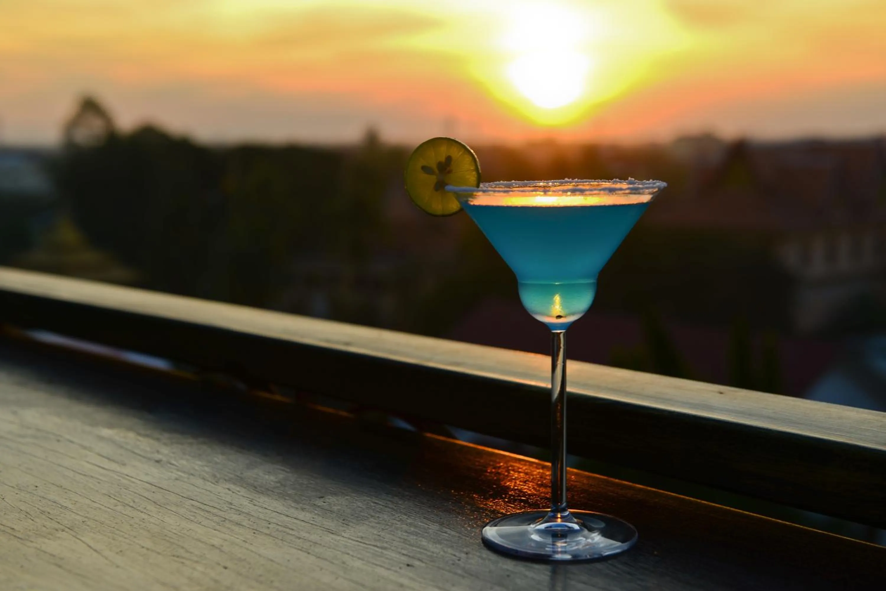 Lounge or bar in The Suite By Royal Crown Hotel